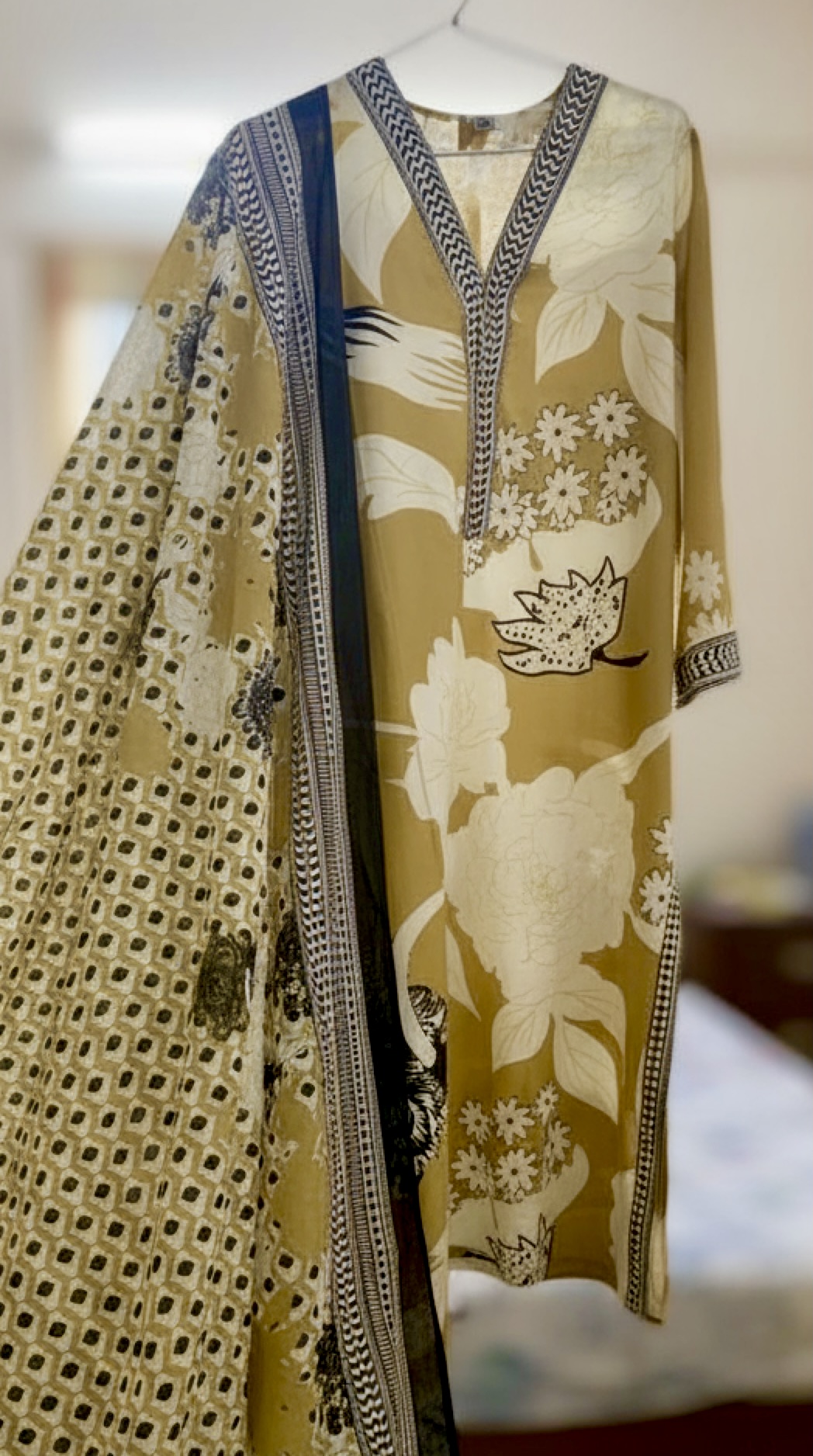 Printed yellow Lawn Suit