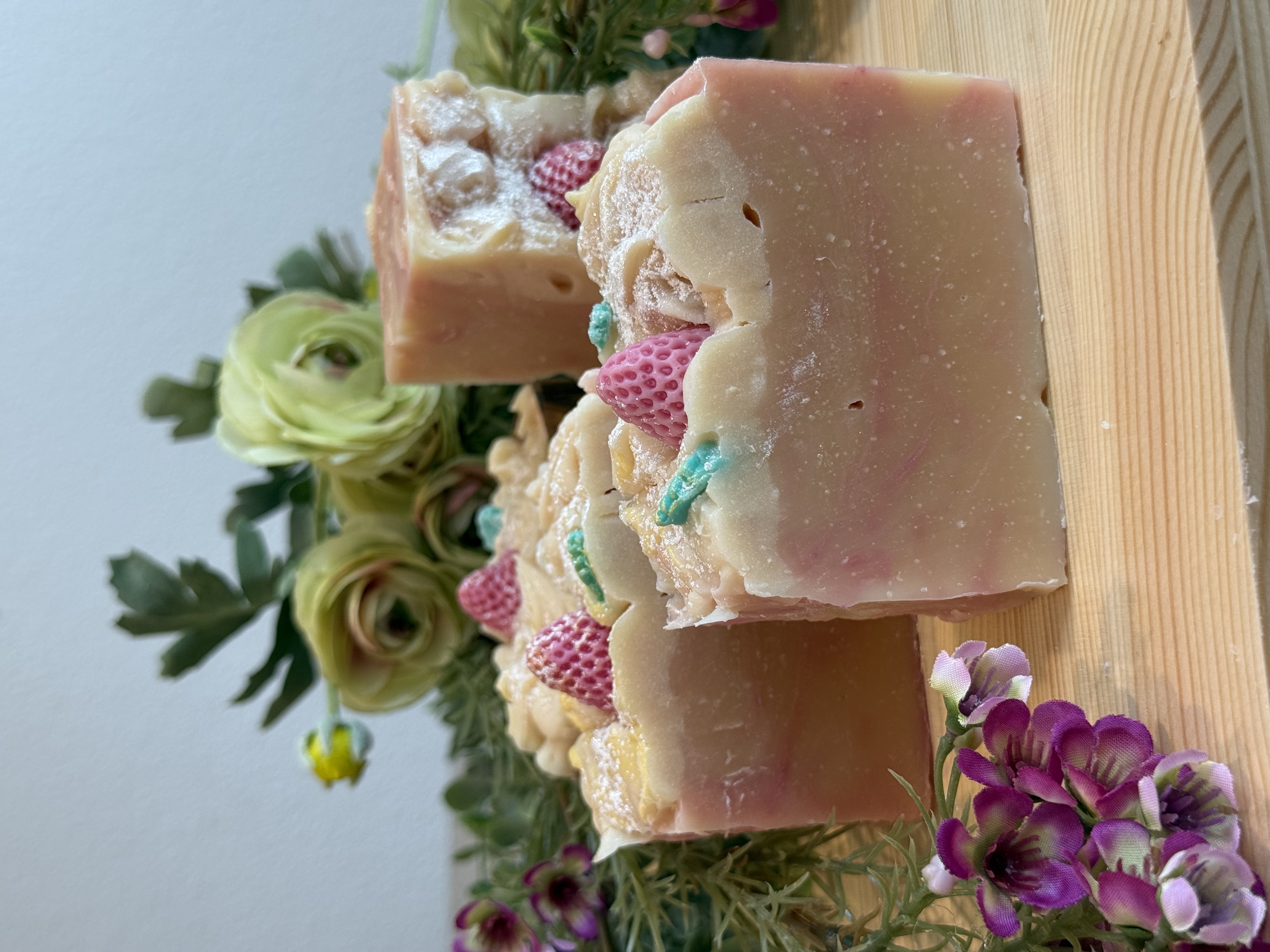 🍓🐰 Strawberry Shortcake Soap Bar 🧁✨