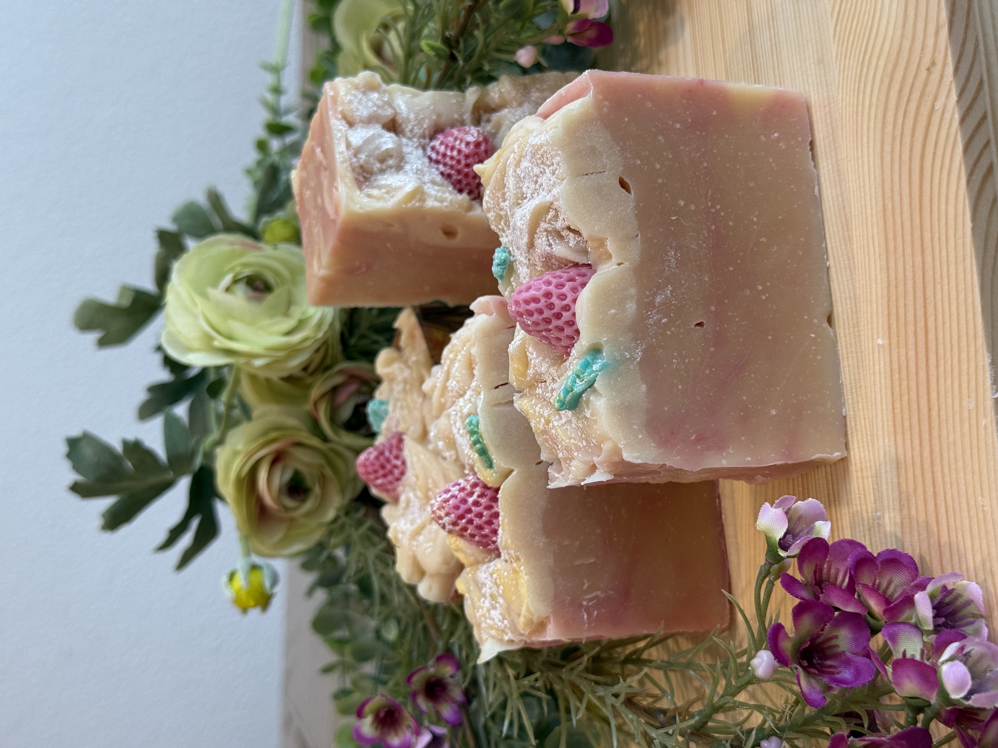 🍓🐰 Strawberry Shortcake Soap Bar 🧁✨