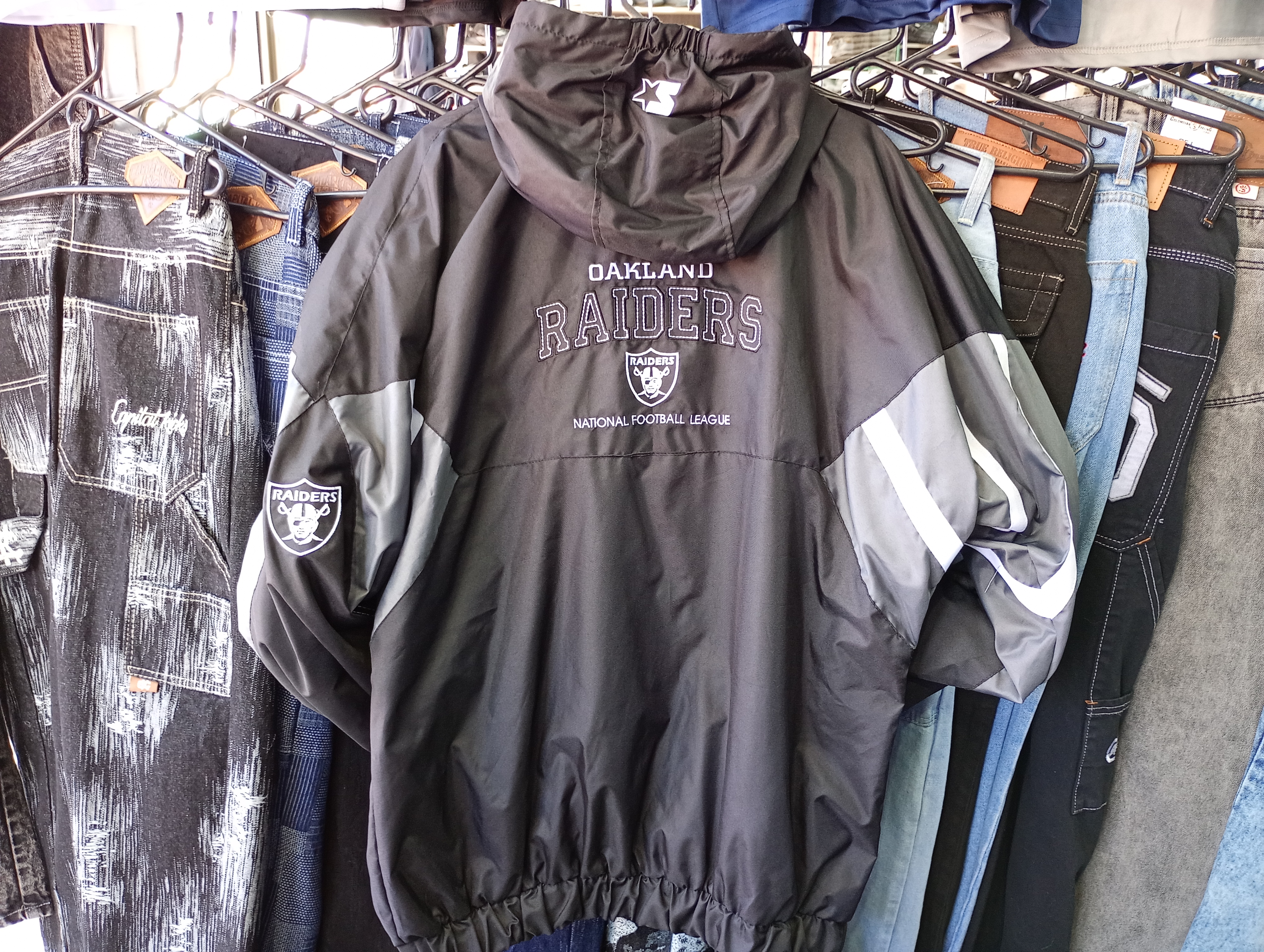 Chaqueta Starter Cangurera