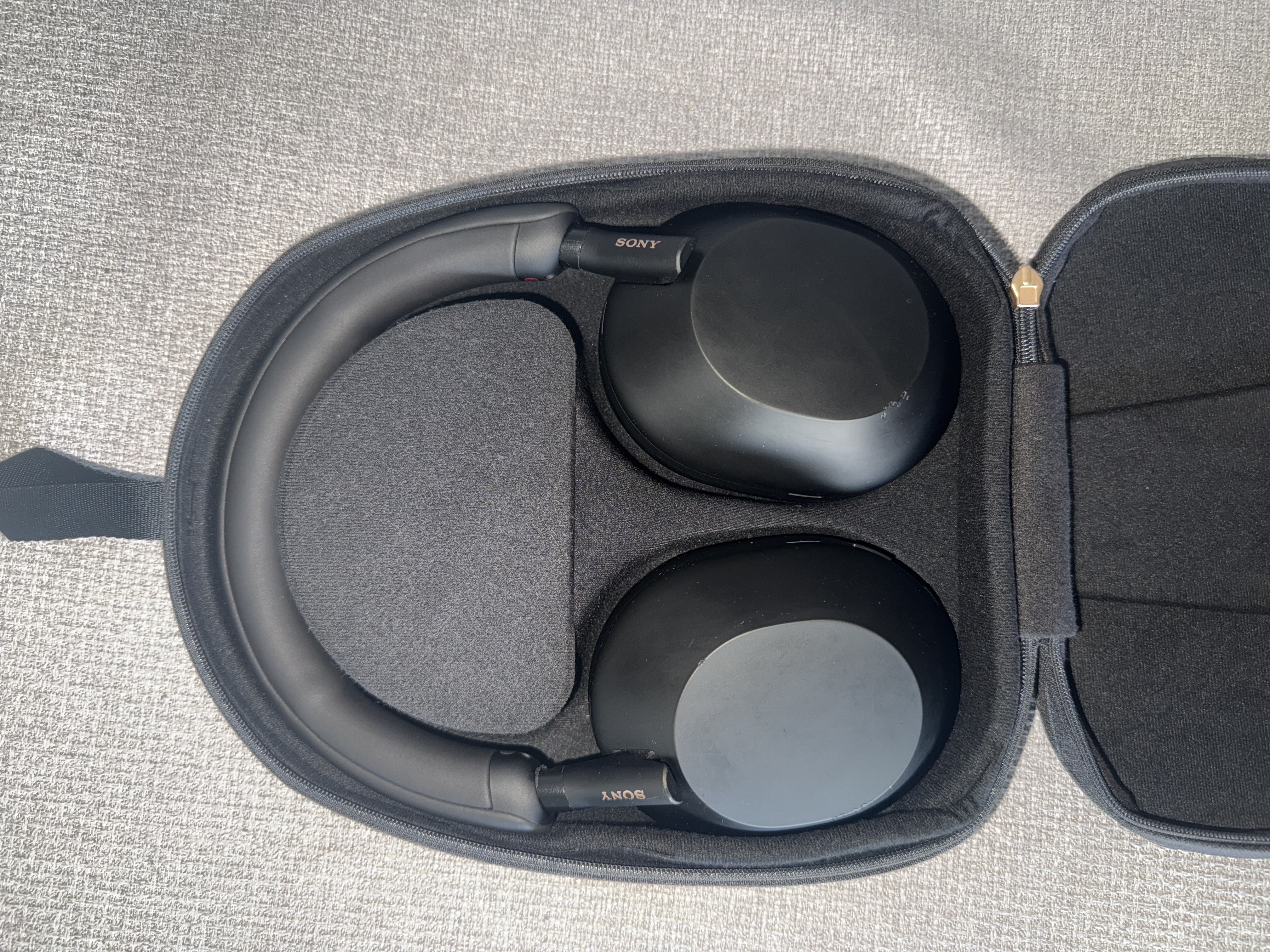 Sony wh-1000xm5