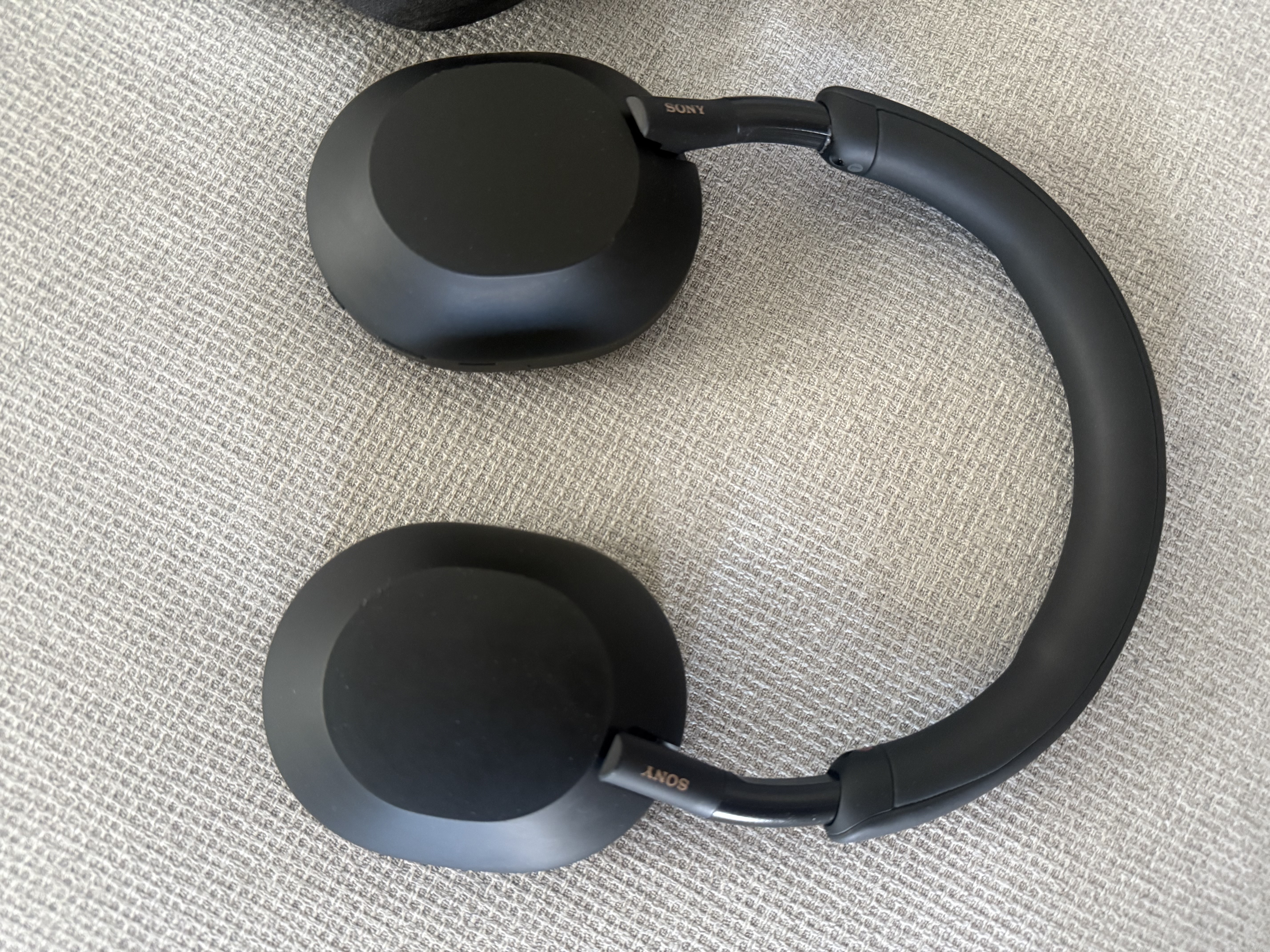 Sony wh-1000xm5