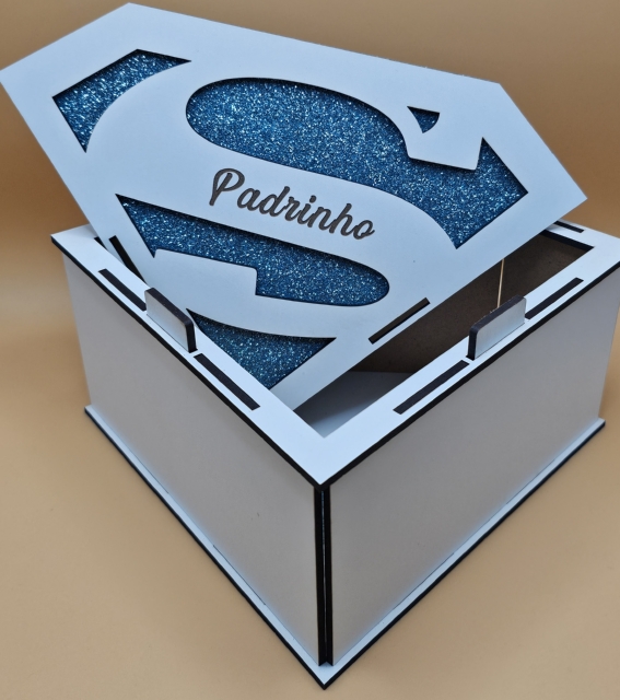Caixa Padrinho Super-Herói
