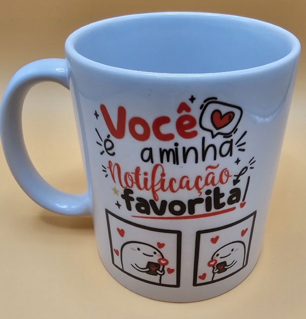 Caneca 'Minha Notificação Favorita'