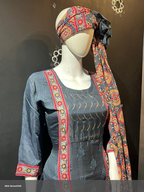 Traditional Muslin Silk Women's Outfit