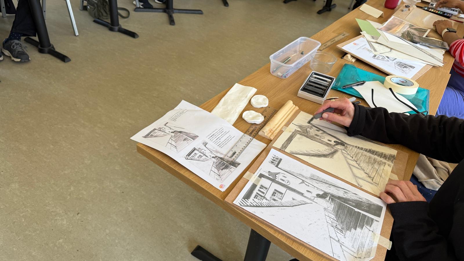 Deposit for 14 weeks Foundation Adult art. 22st Jan 2026 Thursday evenings 6.00pm -8.30pm Hillhead Sports Club.