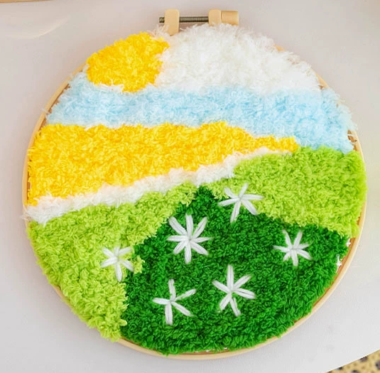 Sewing your own decoration 