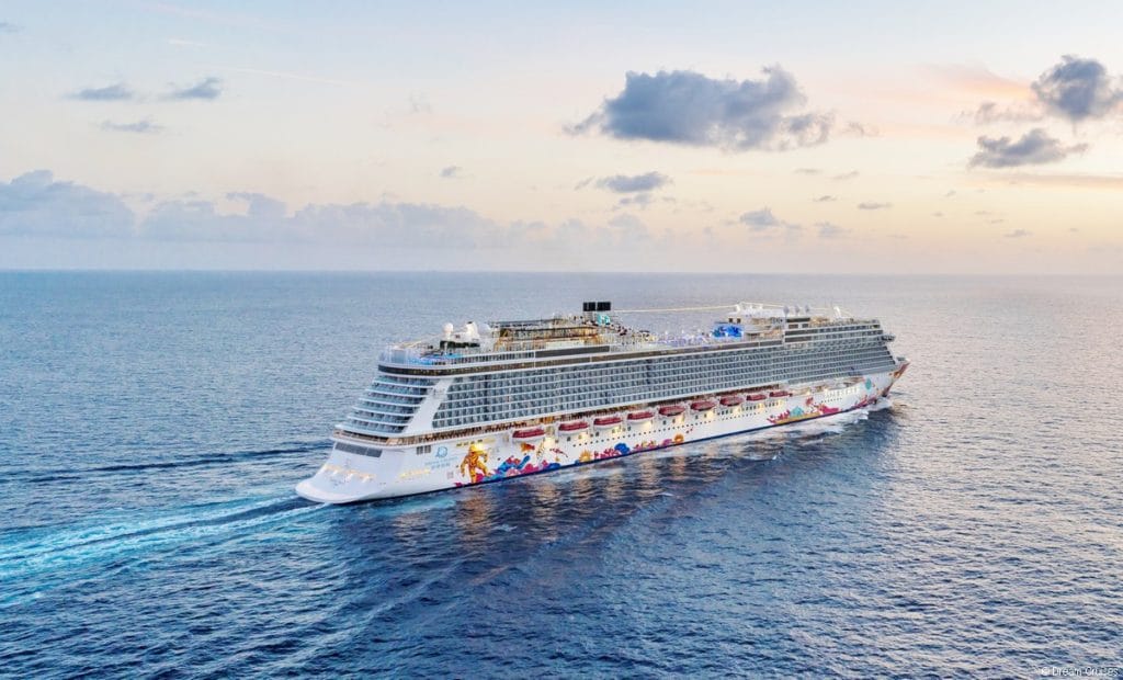 7 Days Singapore with Genting Dream Cruise