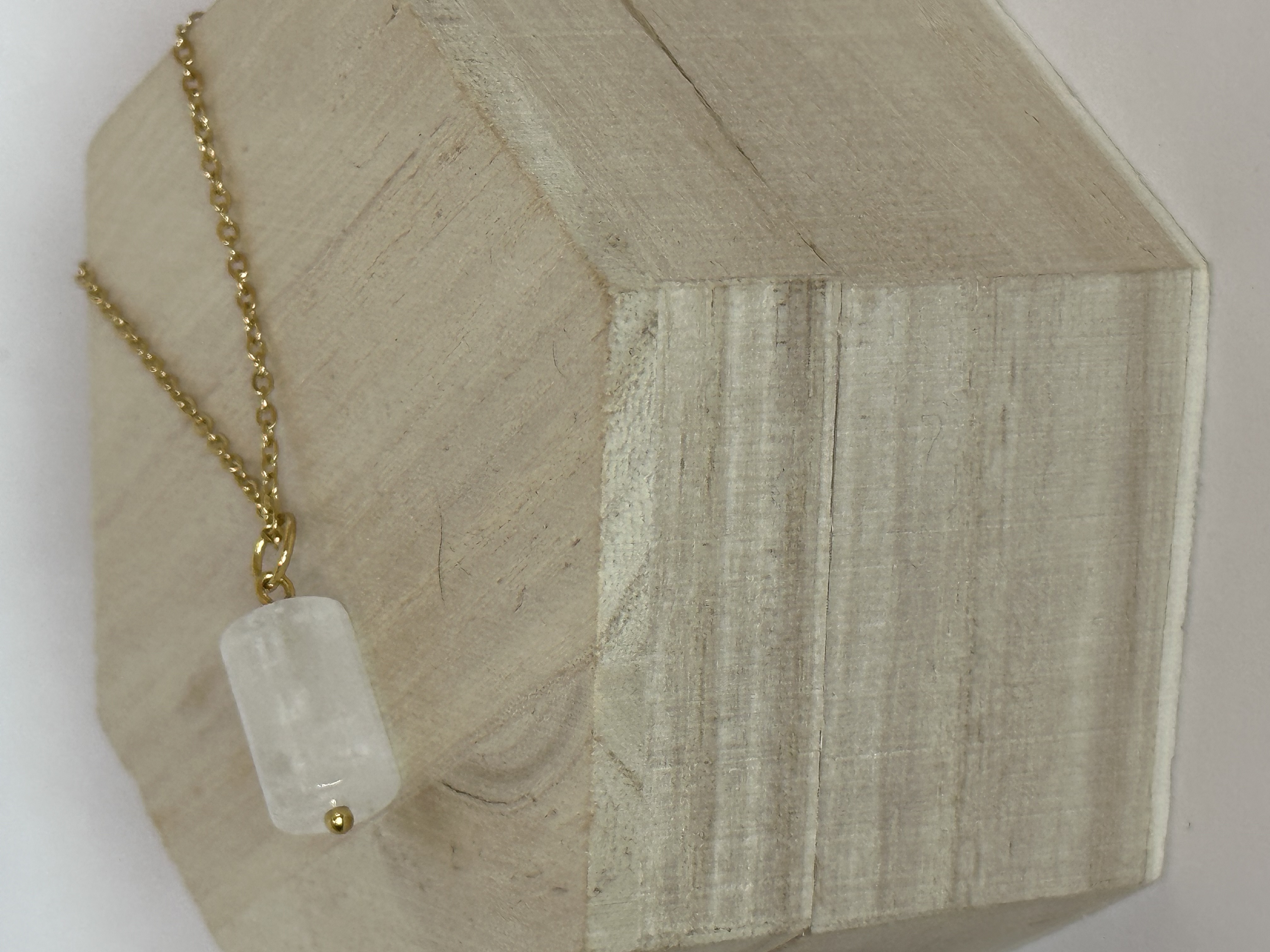 Colgante de Cuarzo Blanco 