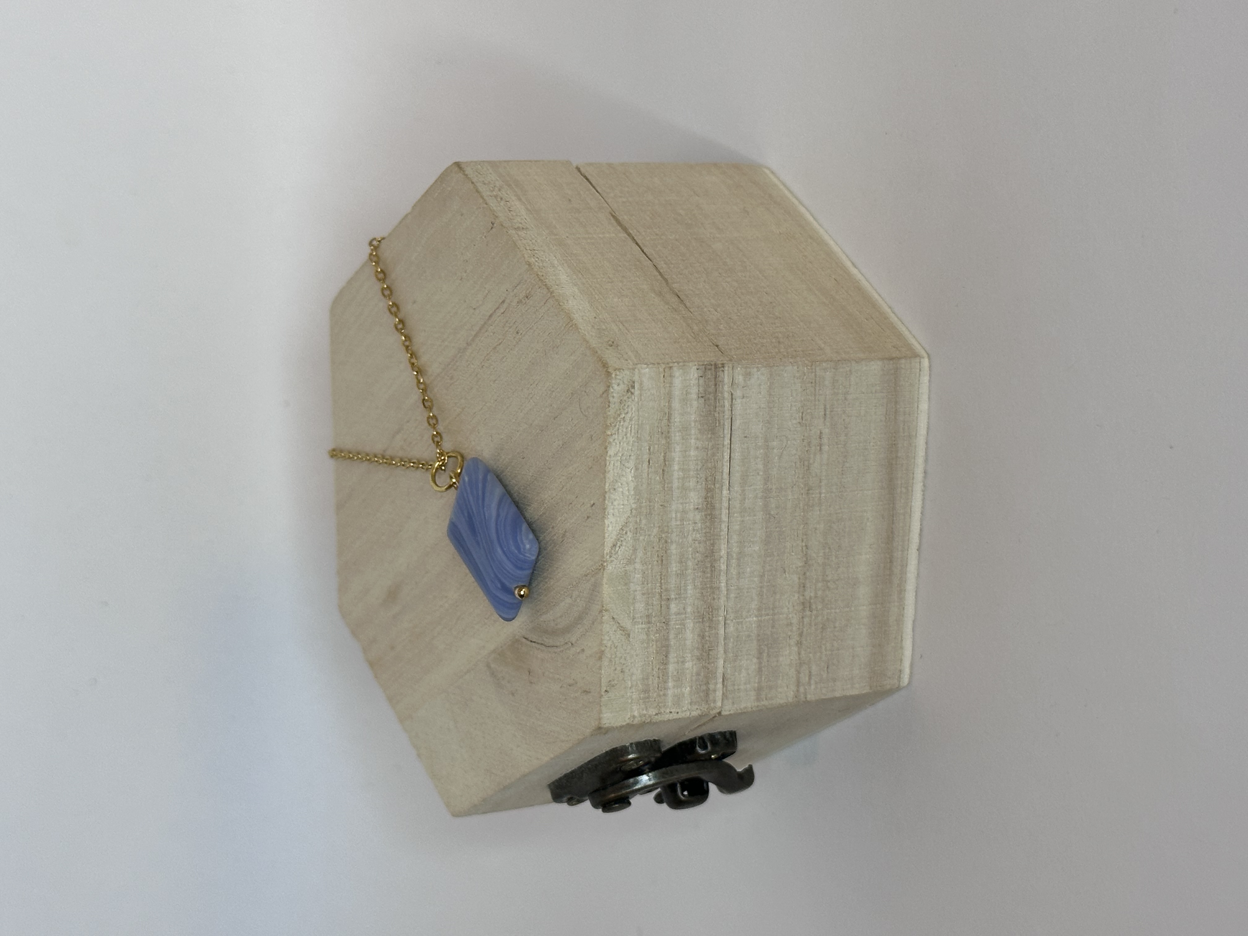Colgante de Calcedonia