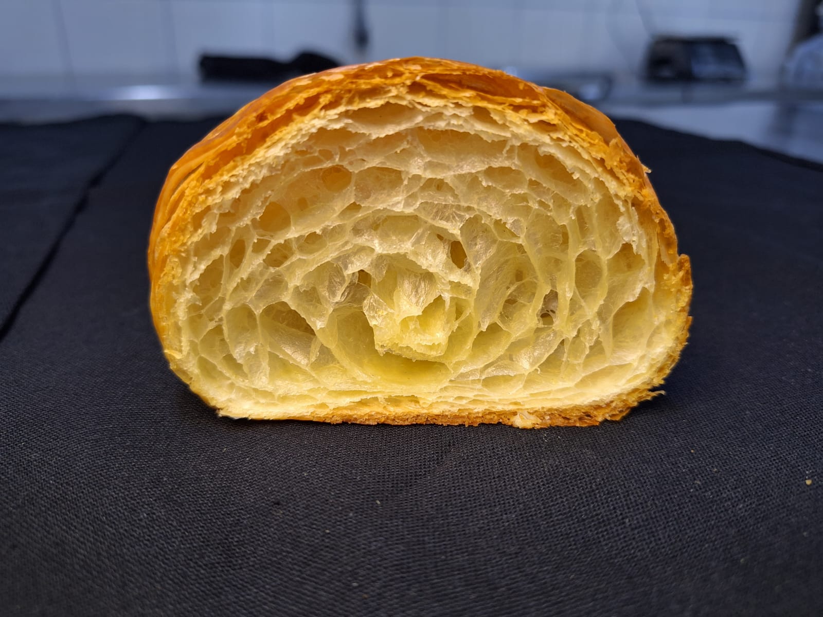 CROISSANT TRADICIONAL PARISIENSE