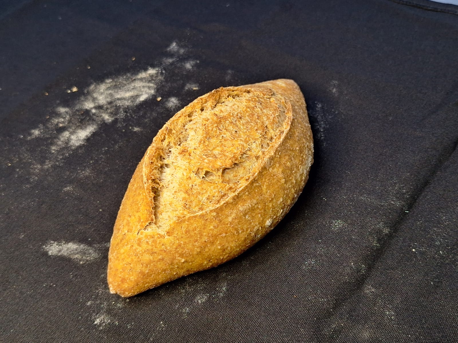 PÃO RUSTICO 100% INTEGRAL