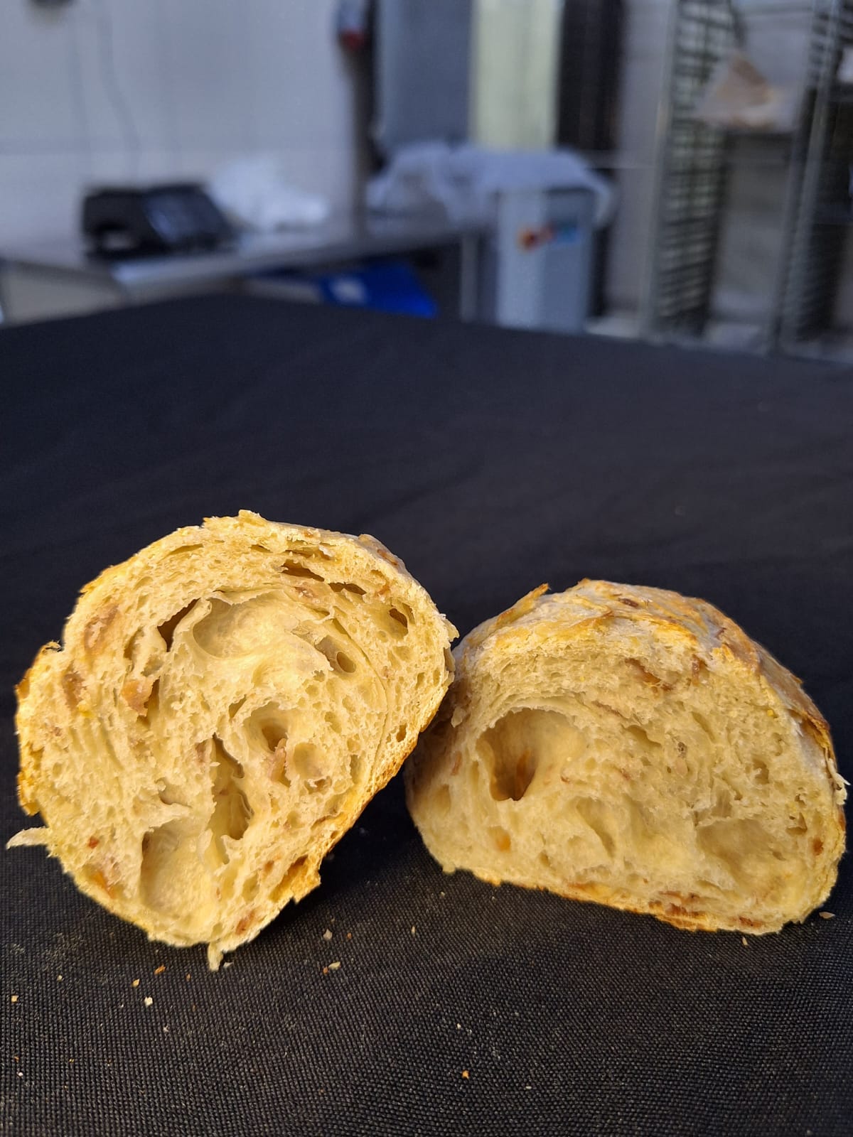 PÃO RUSTICO SALAMINHO