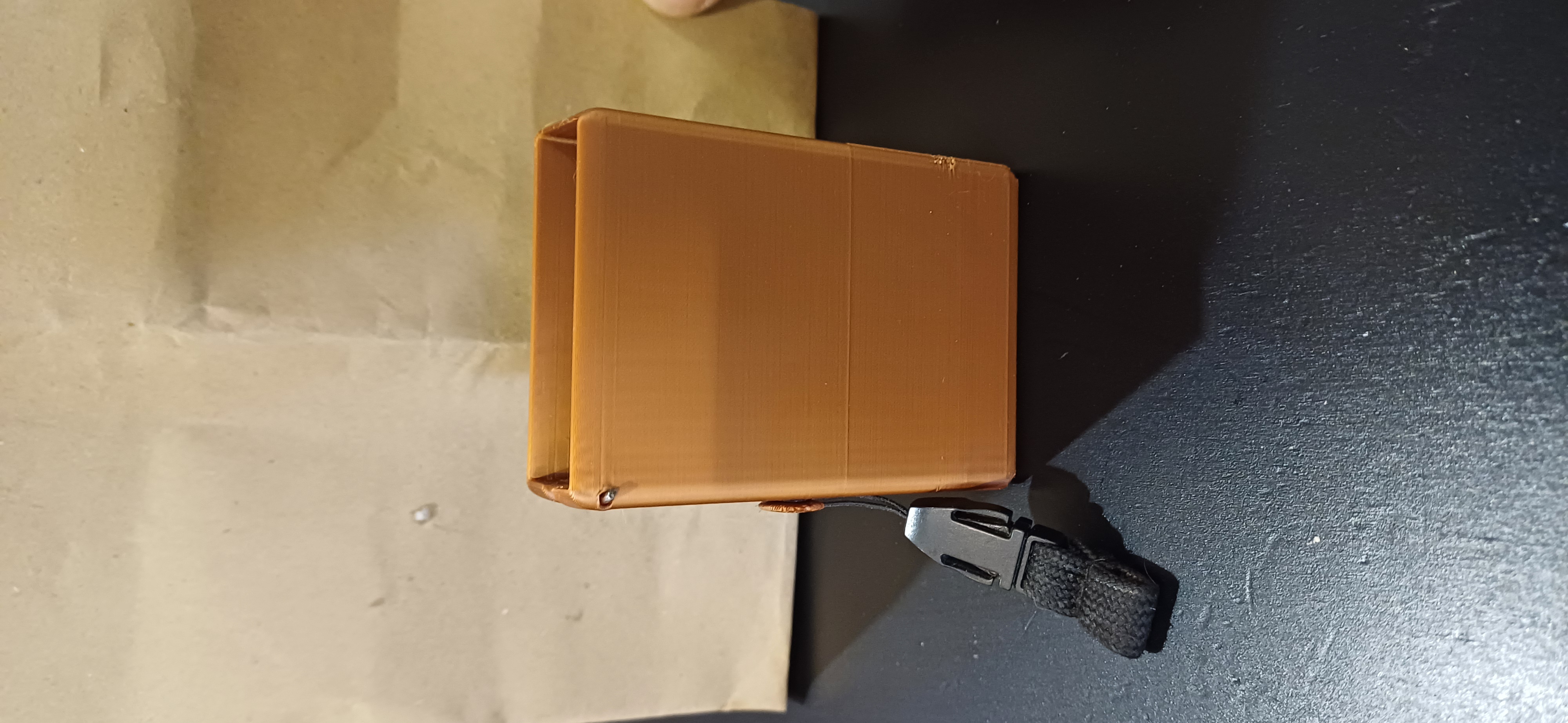 Porta sigarette iqos antibambino