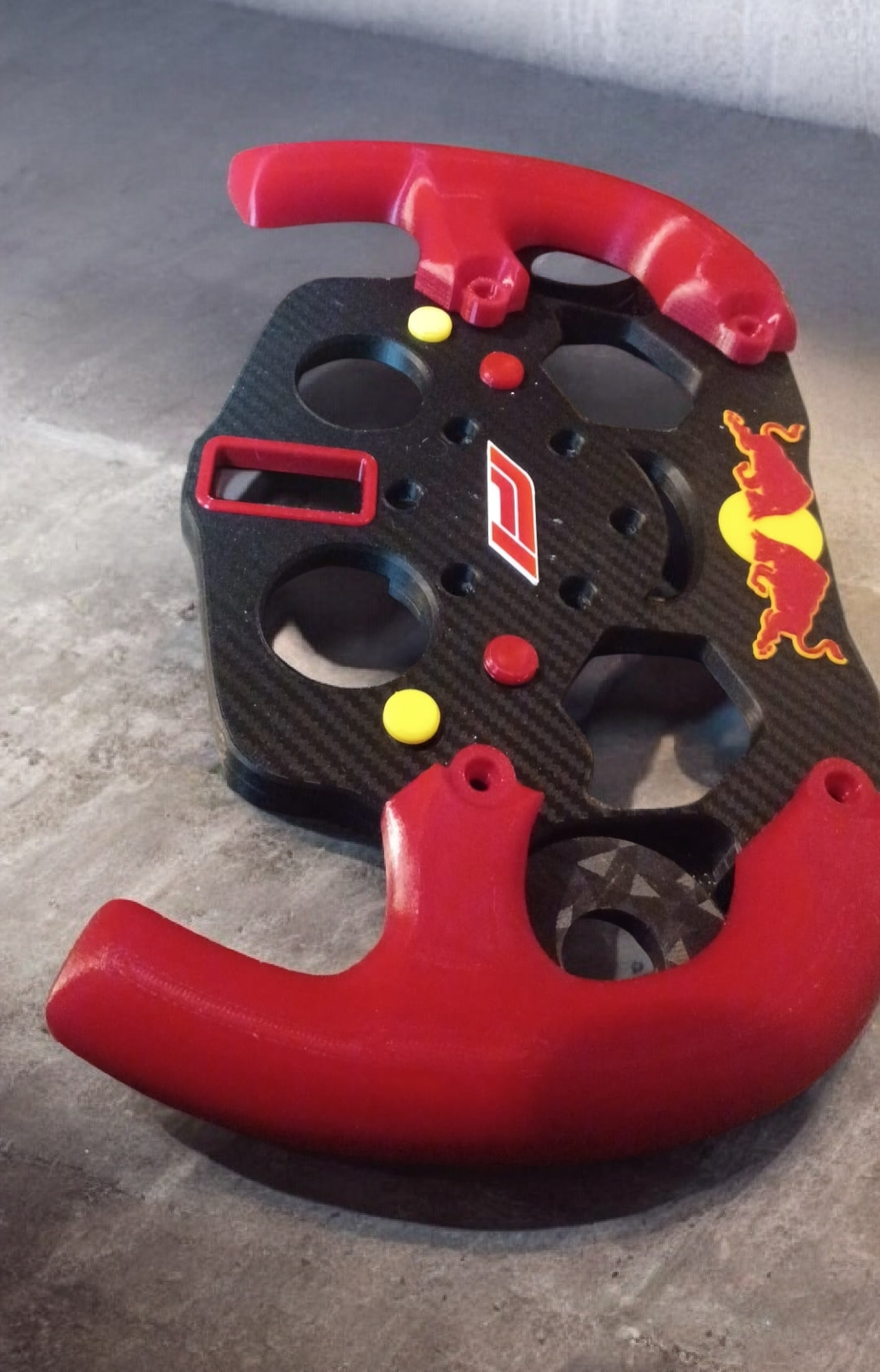 Volante Formula 1 Replica Red Bull per consol