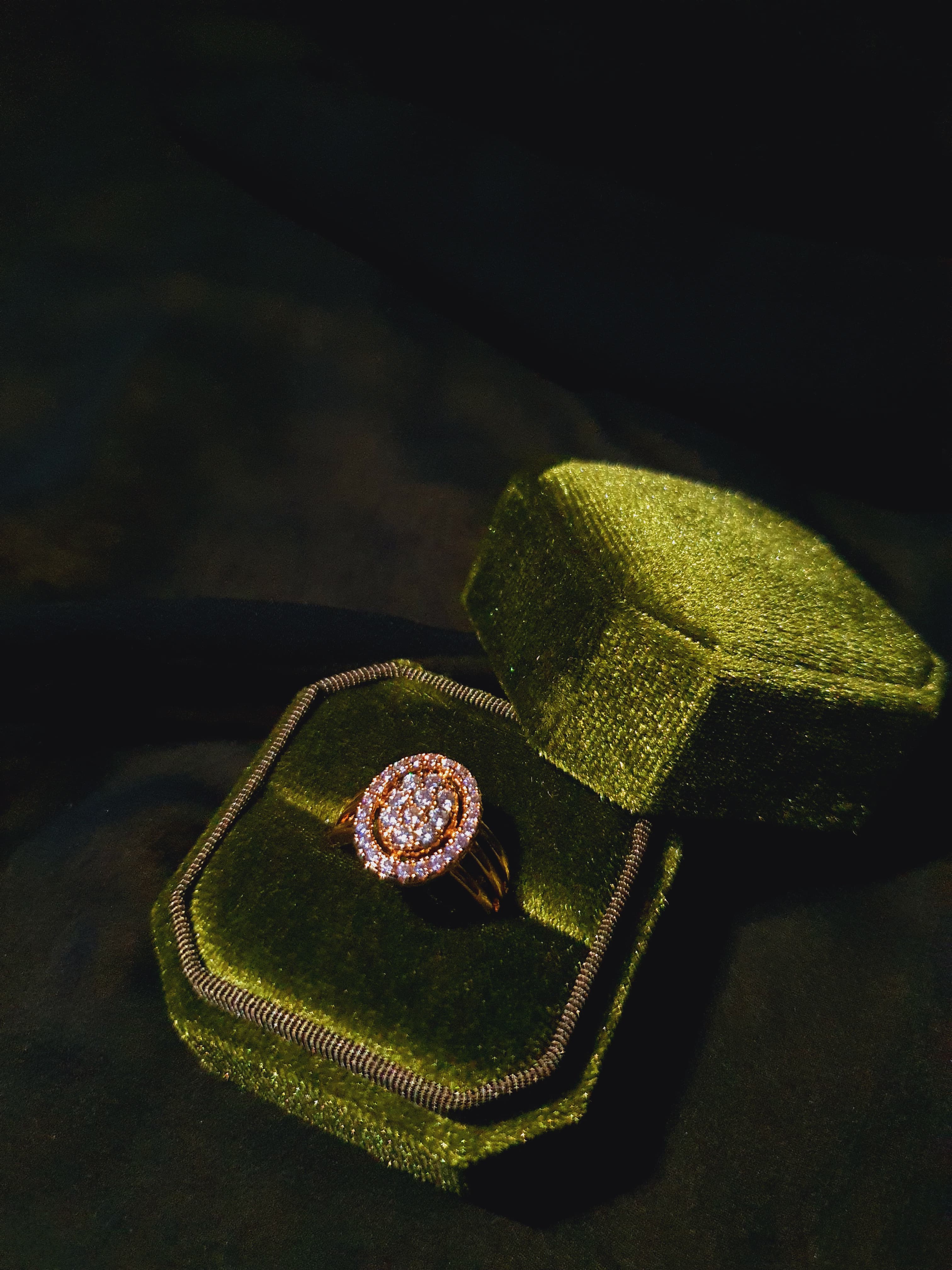 Rose gold plated Arora