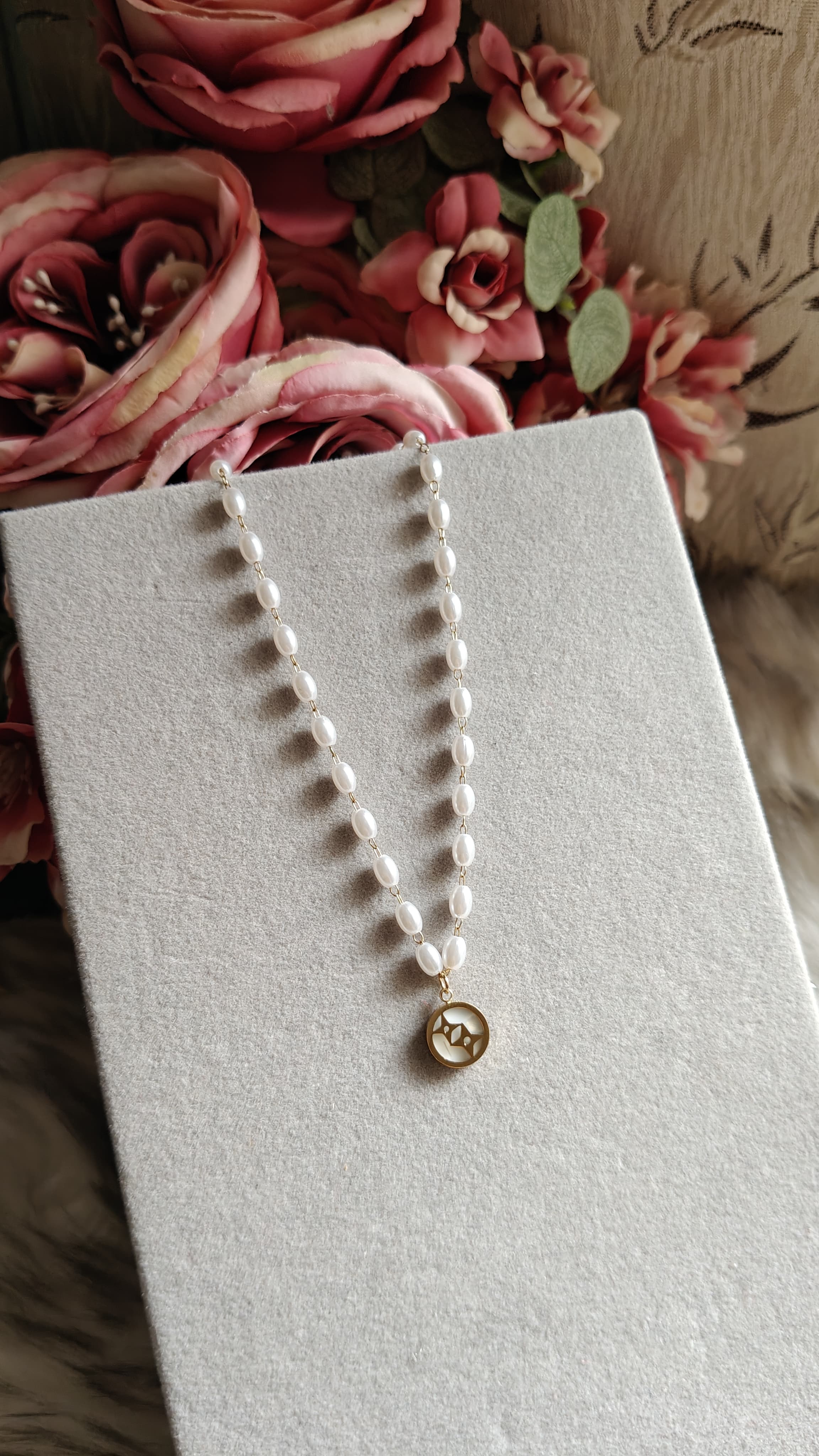 Pearl Necklace with Gold Pendant