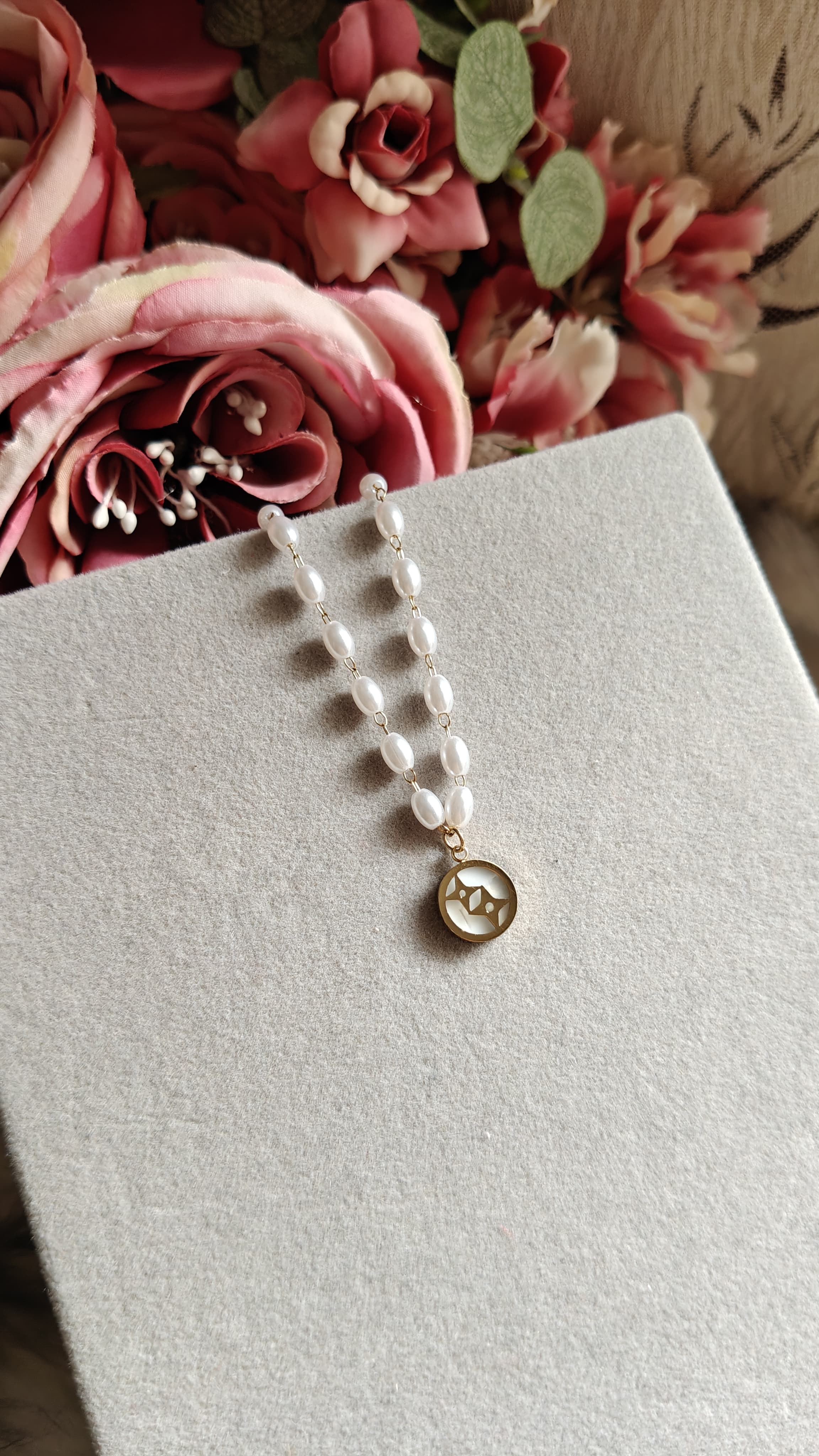 Pearl Necklace with Gold Pendant