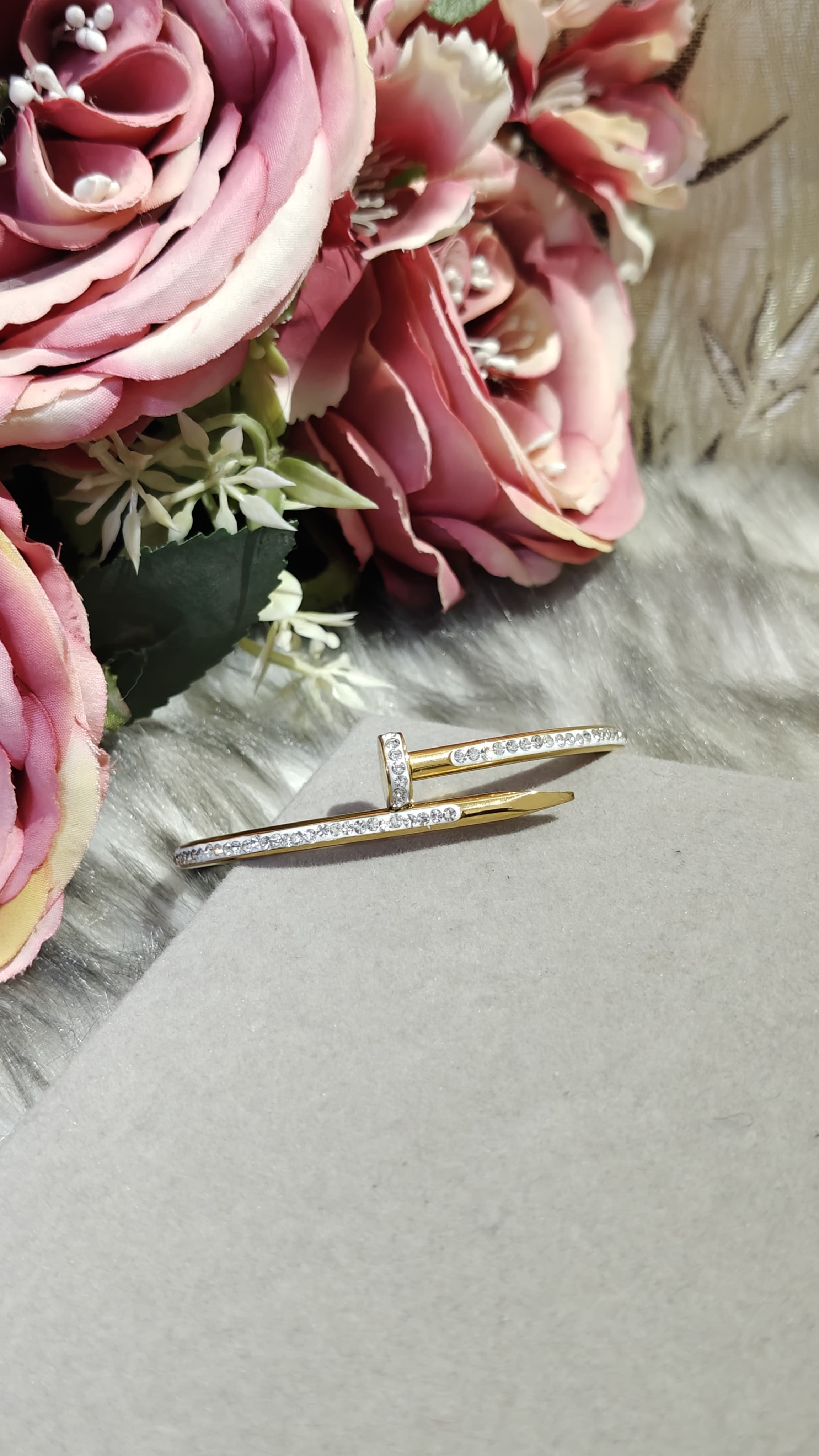Nail Bangle