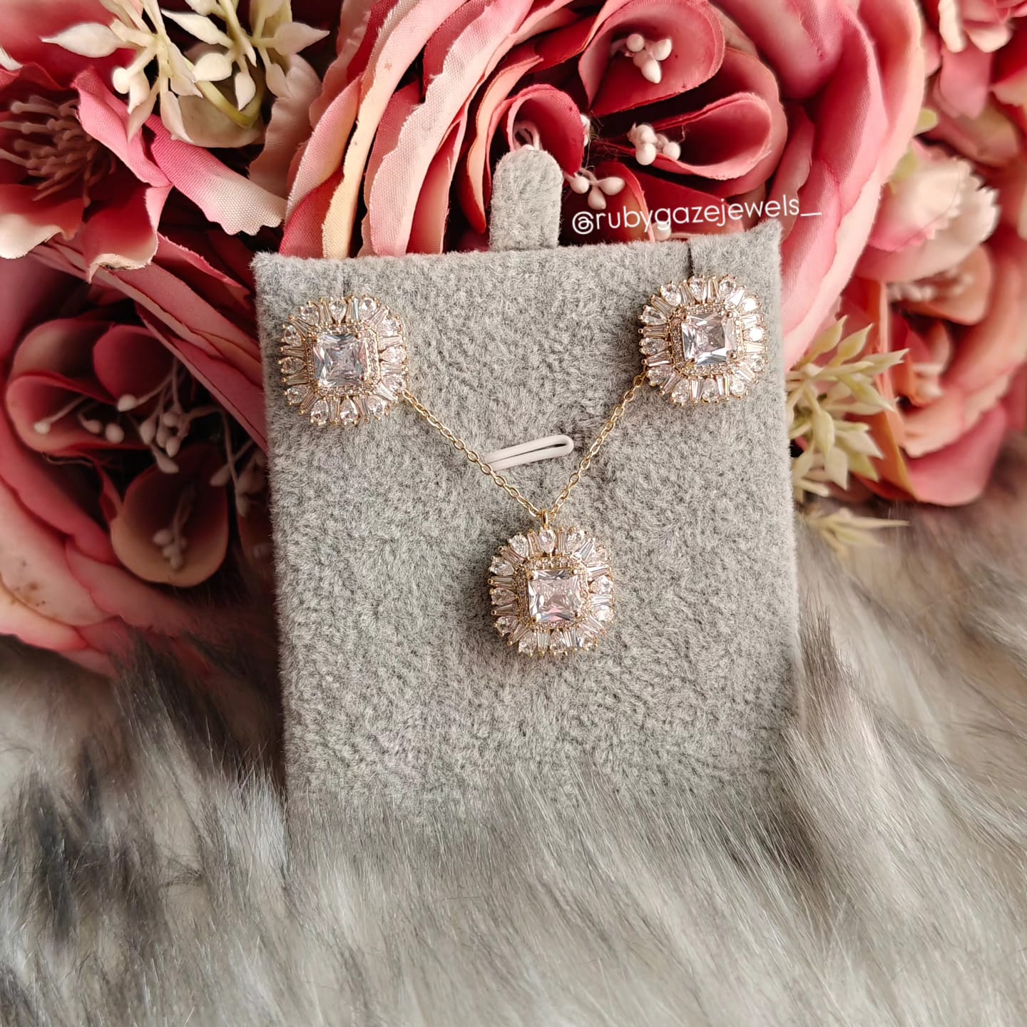 Astrel Jewelry Set