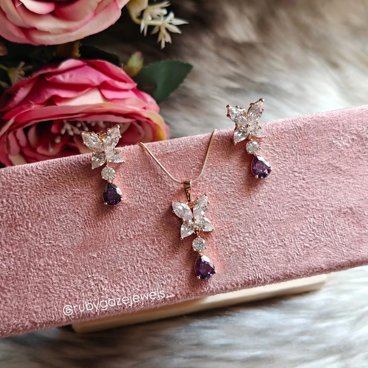 SOFIA necklace and earring Set