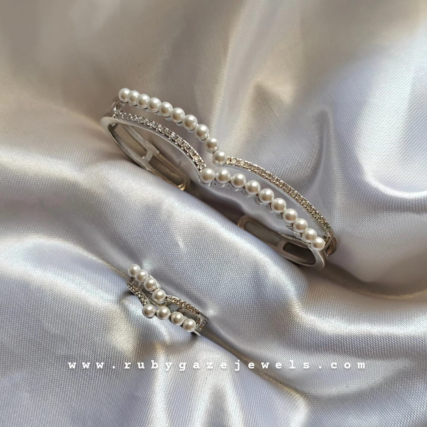 Elegant Pearl bangle & ring Set