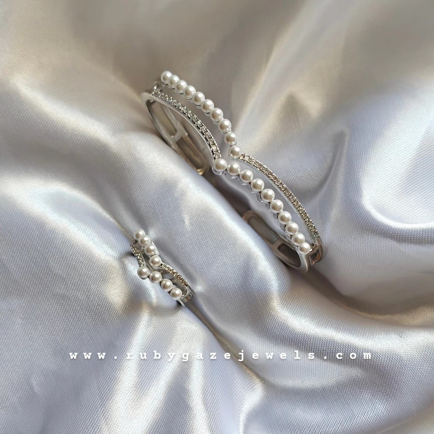 Elegant Pearl bangle & ring Set