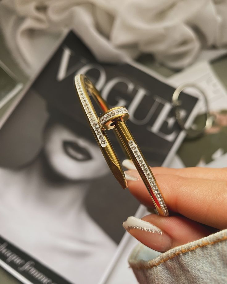 Nail Bangle