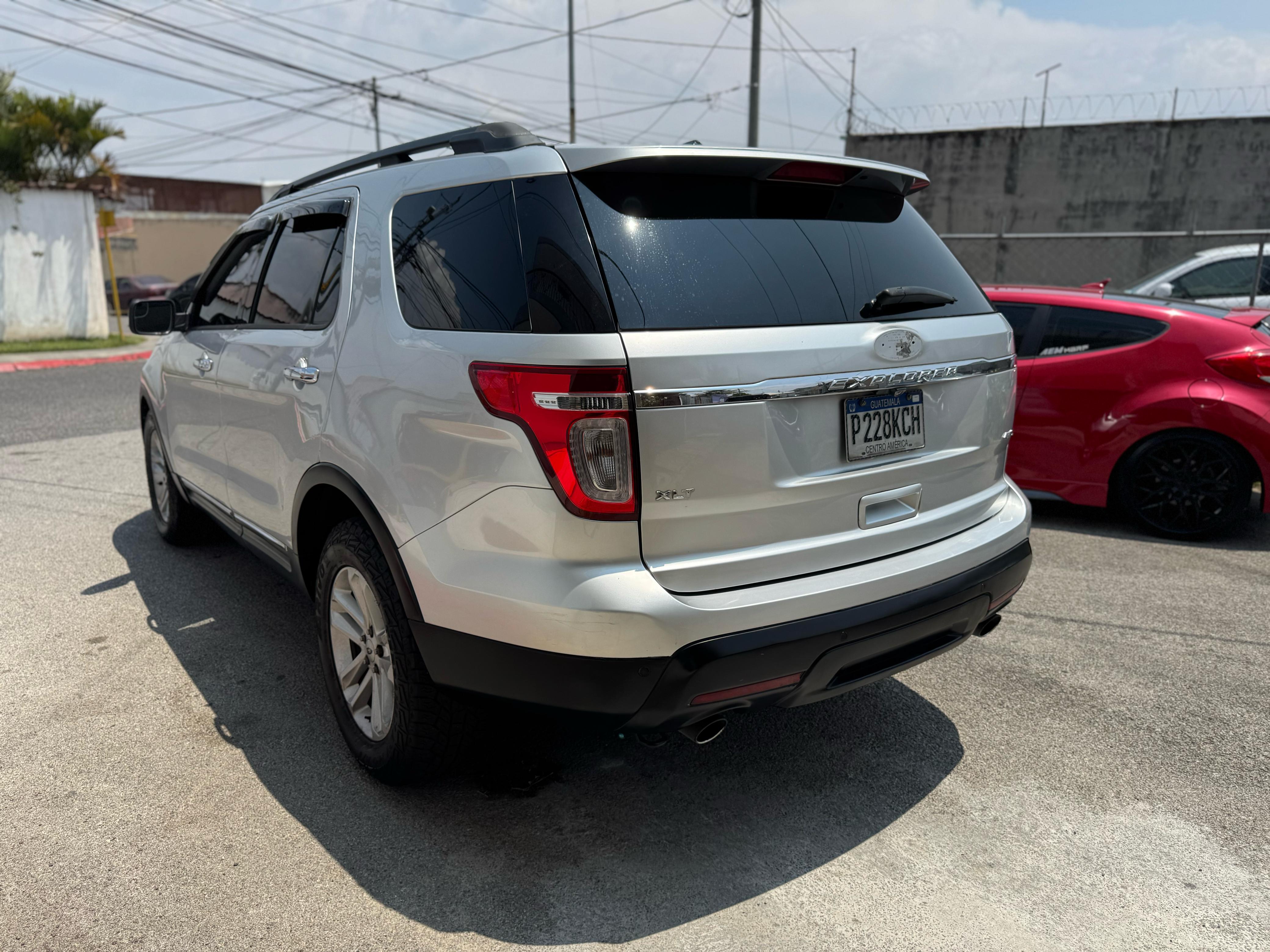 Ford Explorer XLT 2013
