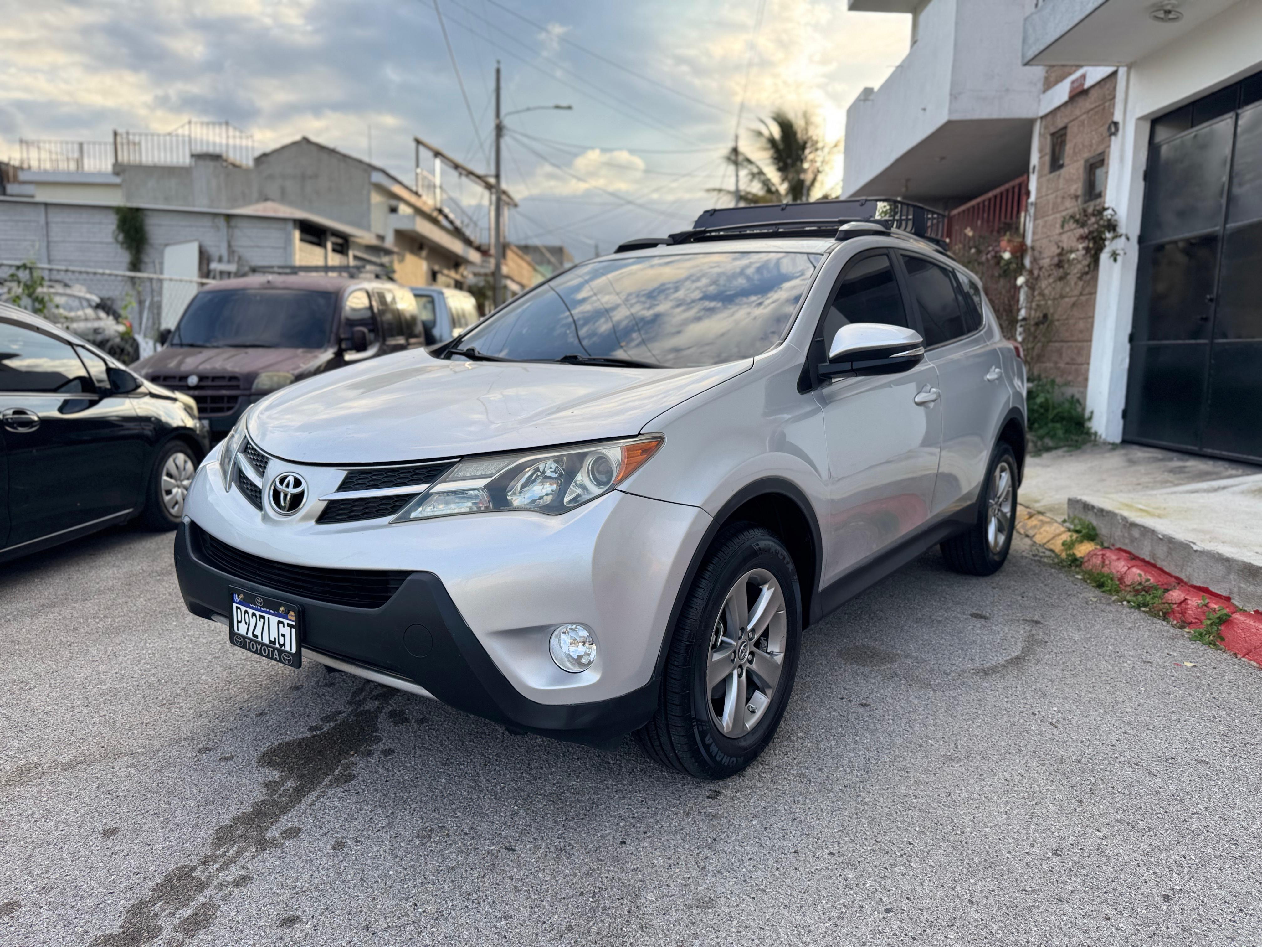 Toyota RAV4 XLE 2015
