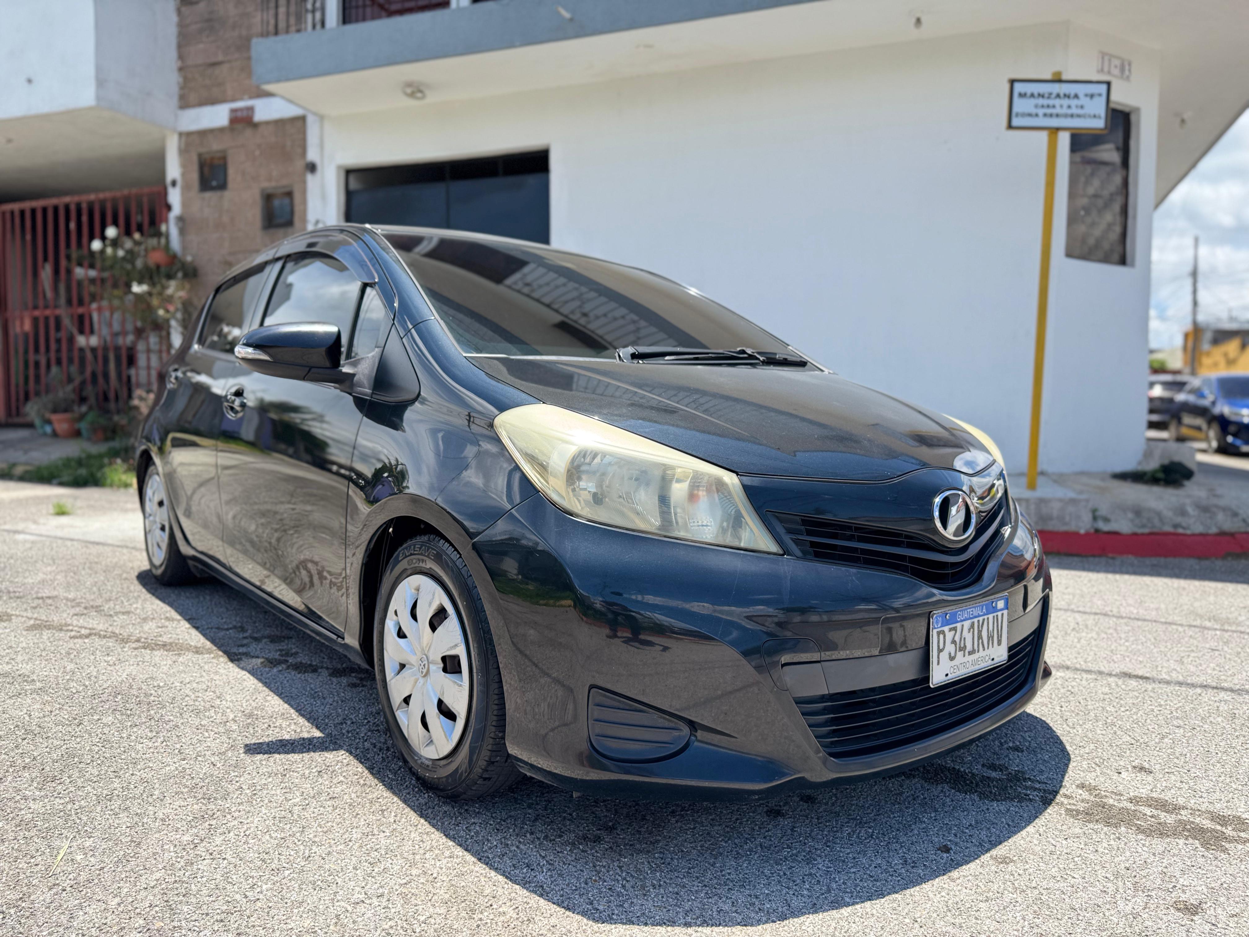Toyota Vitz 2011