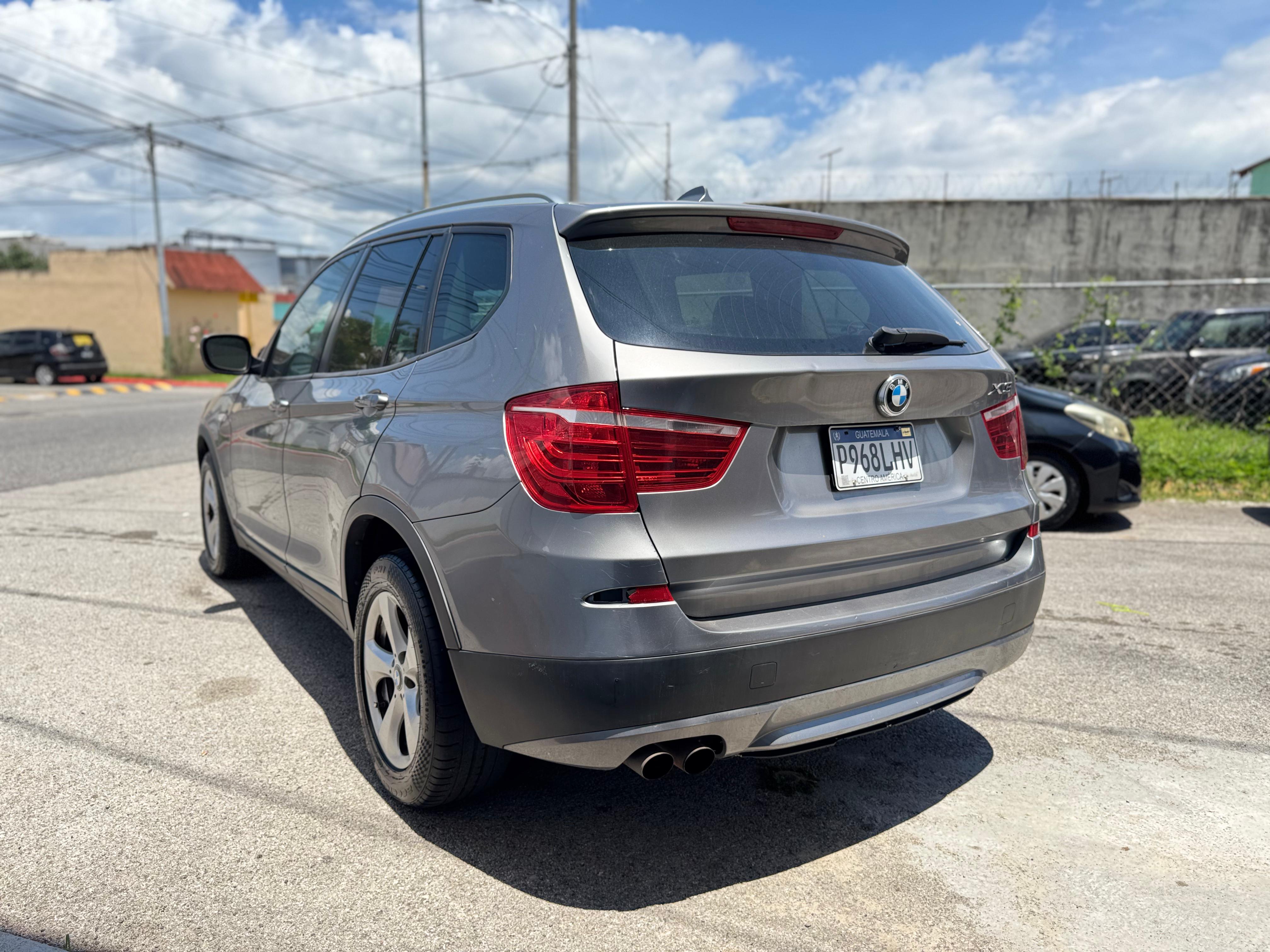 BMW X3 28i 2011