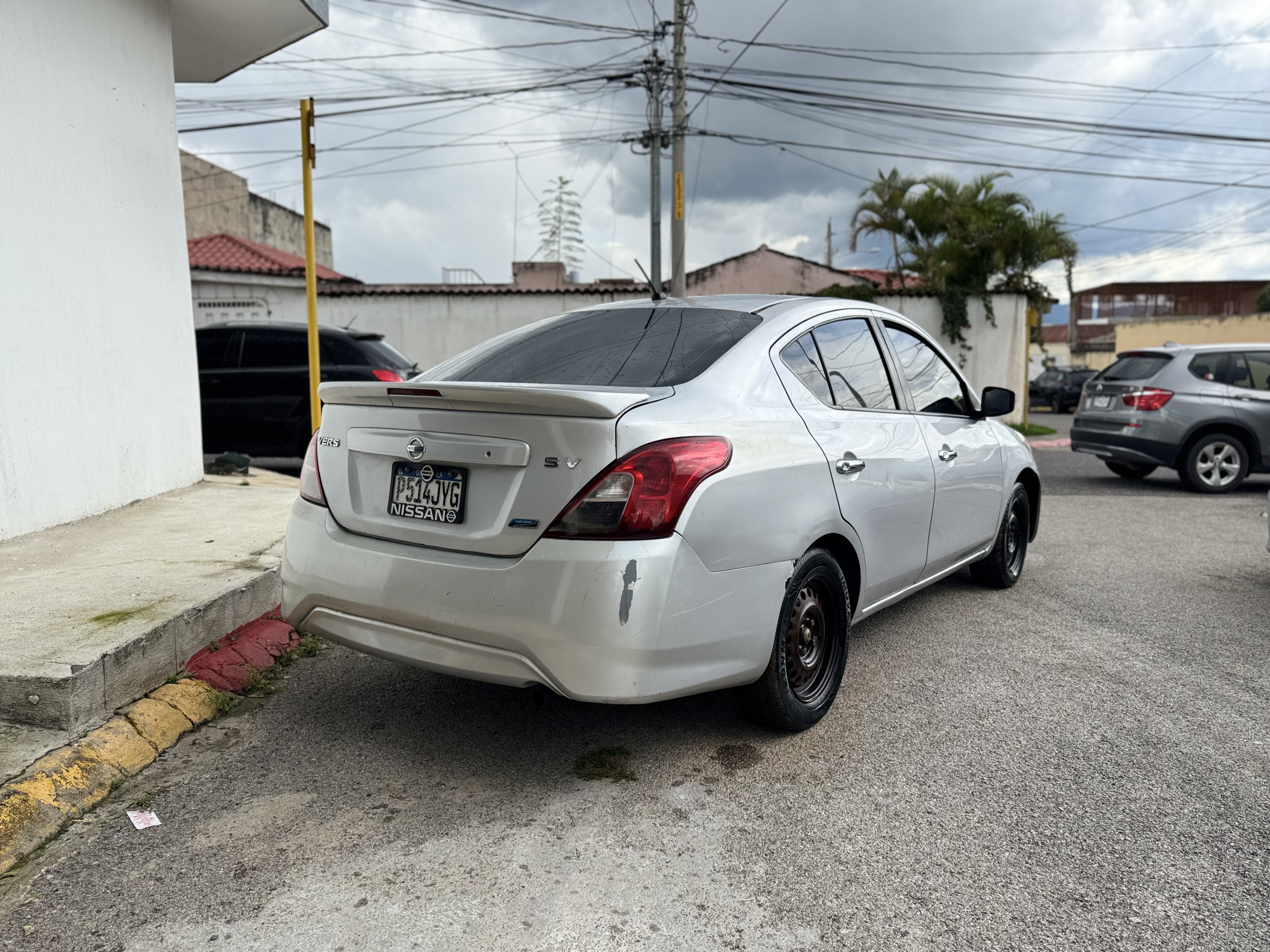 Nissan Versa SV 2016
