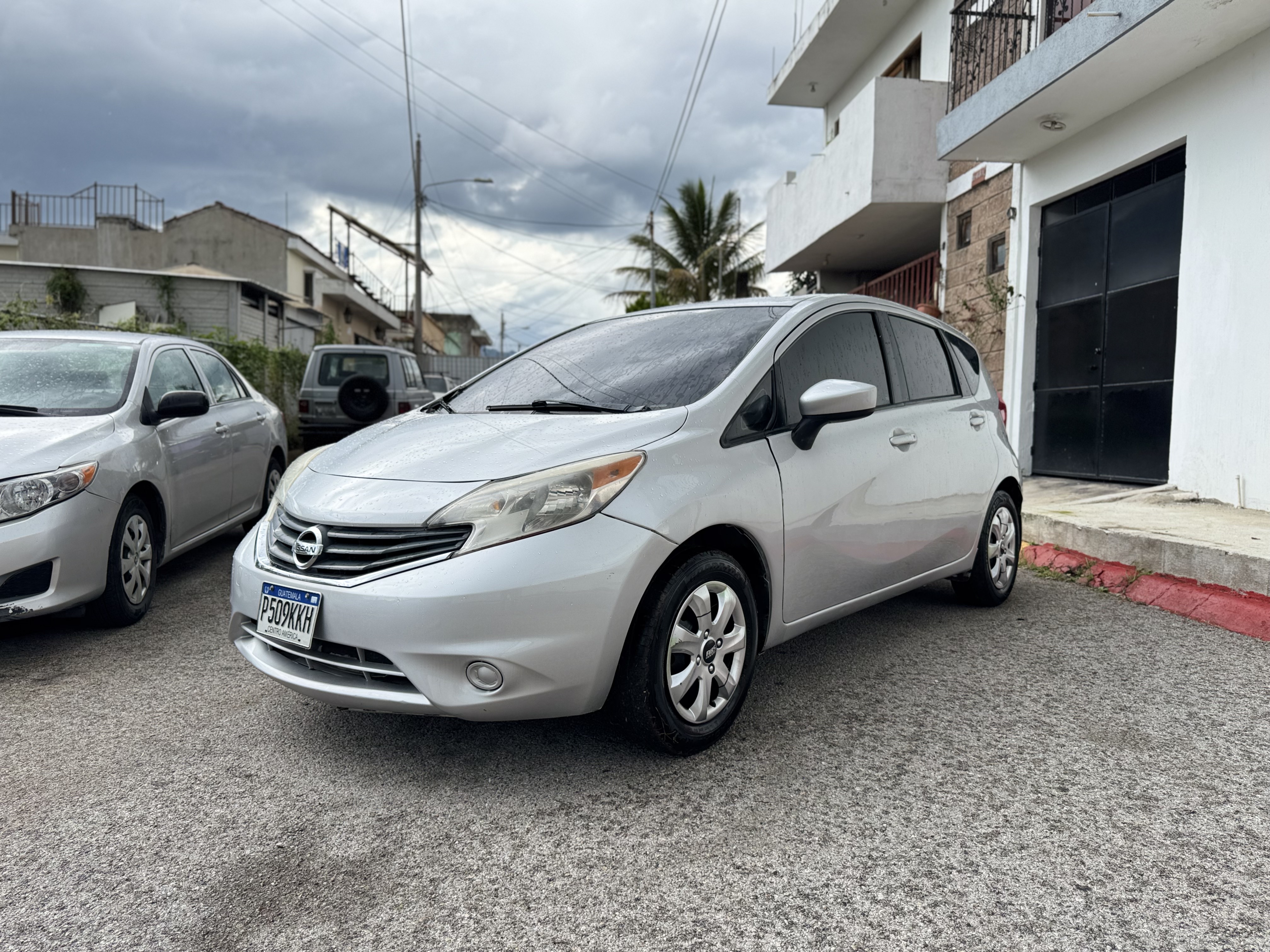 Nissan Versa SV 2015