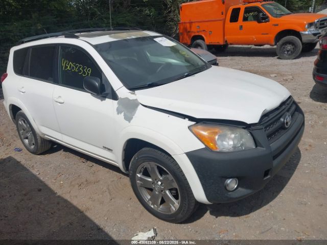 Toyota RAV4 2011