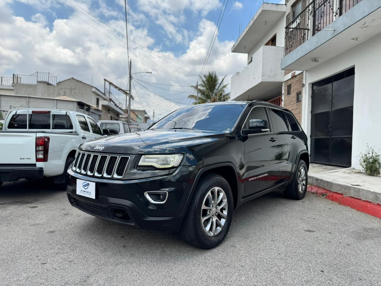Jeep Grand Cherokee Laredo 2014