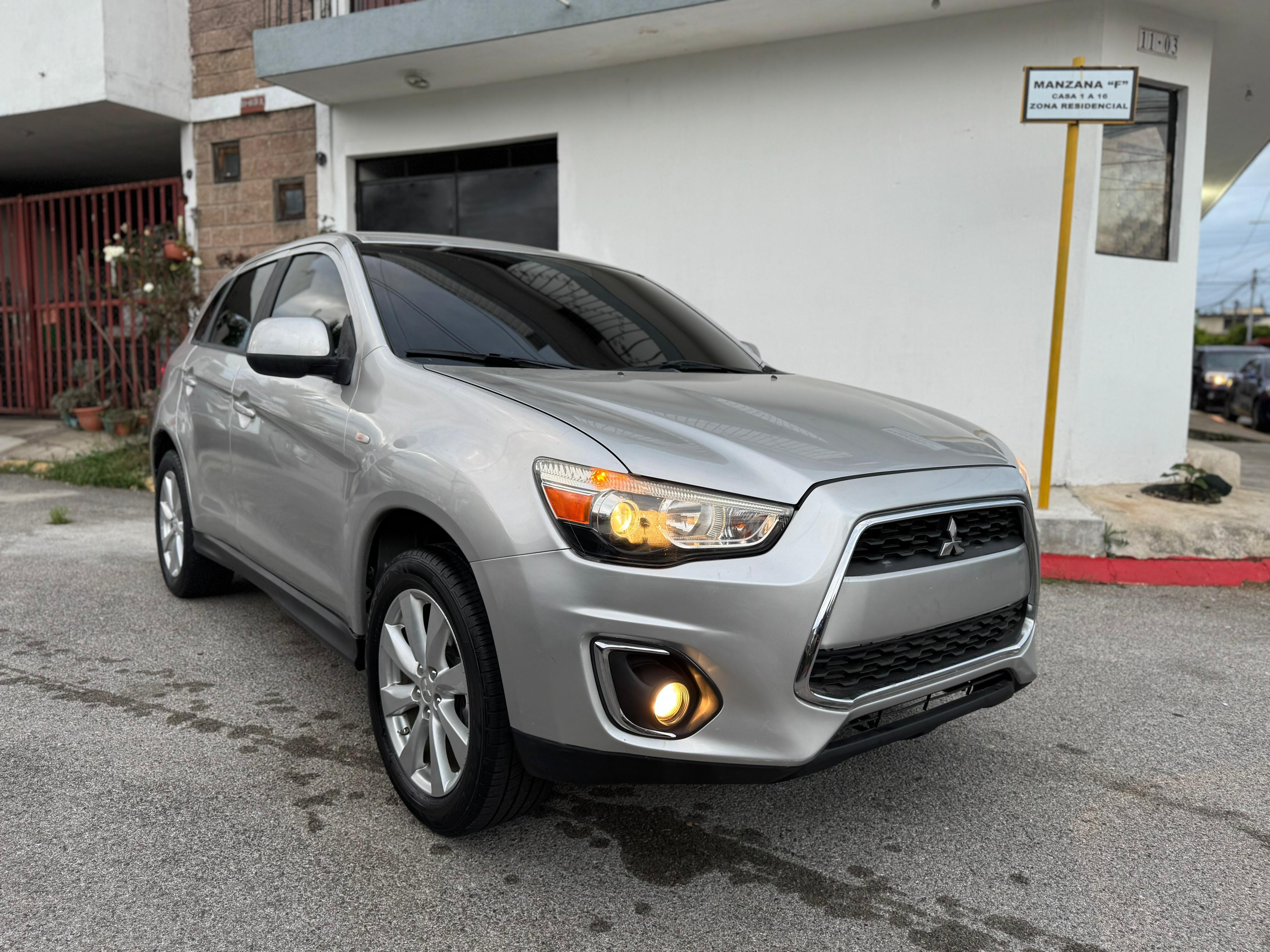 Mitsubishi Outlander Sport 2015