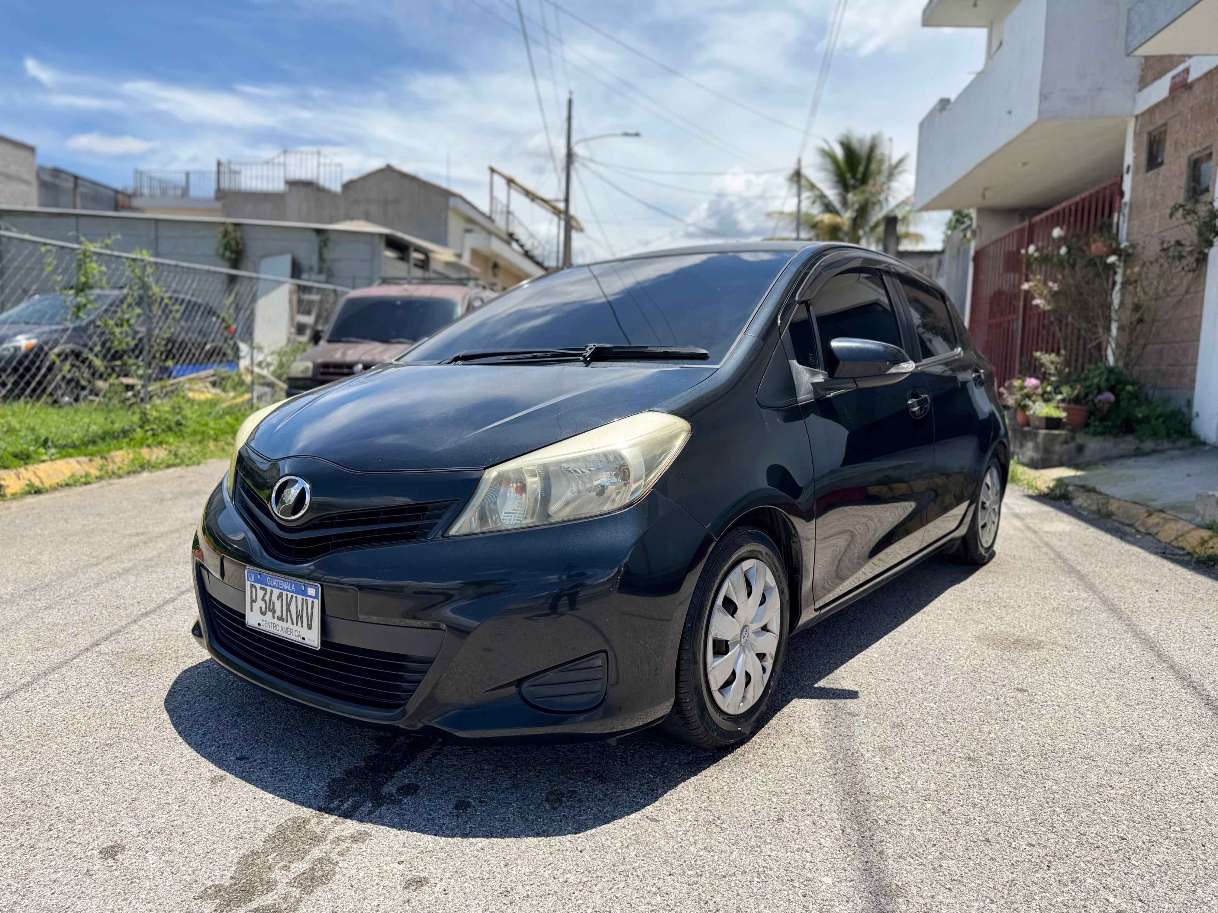 Toyota Vitz 2011