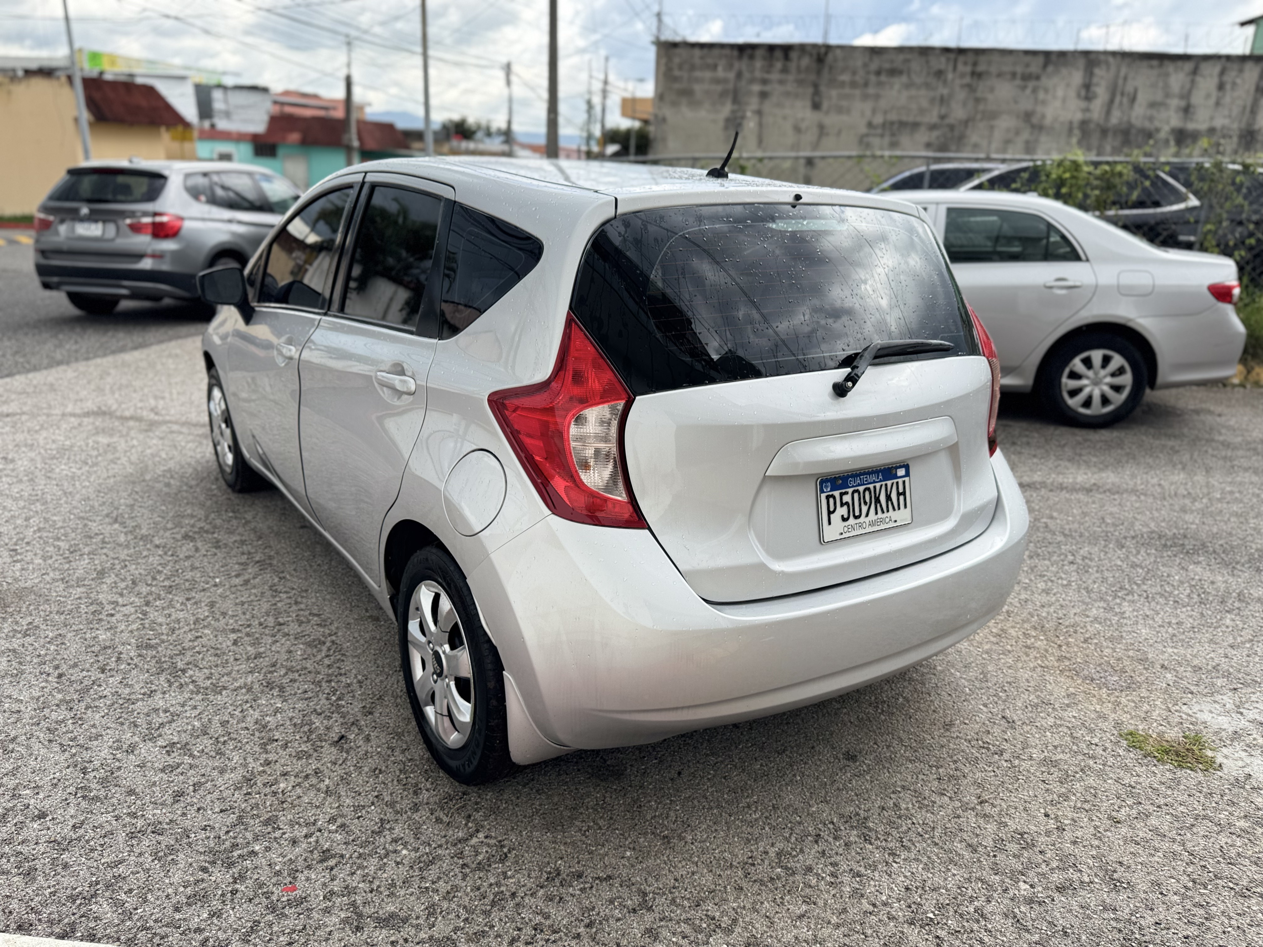 Nissan Versa SV 2015