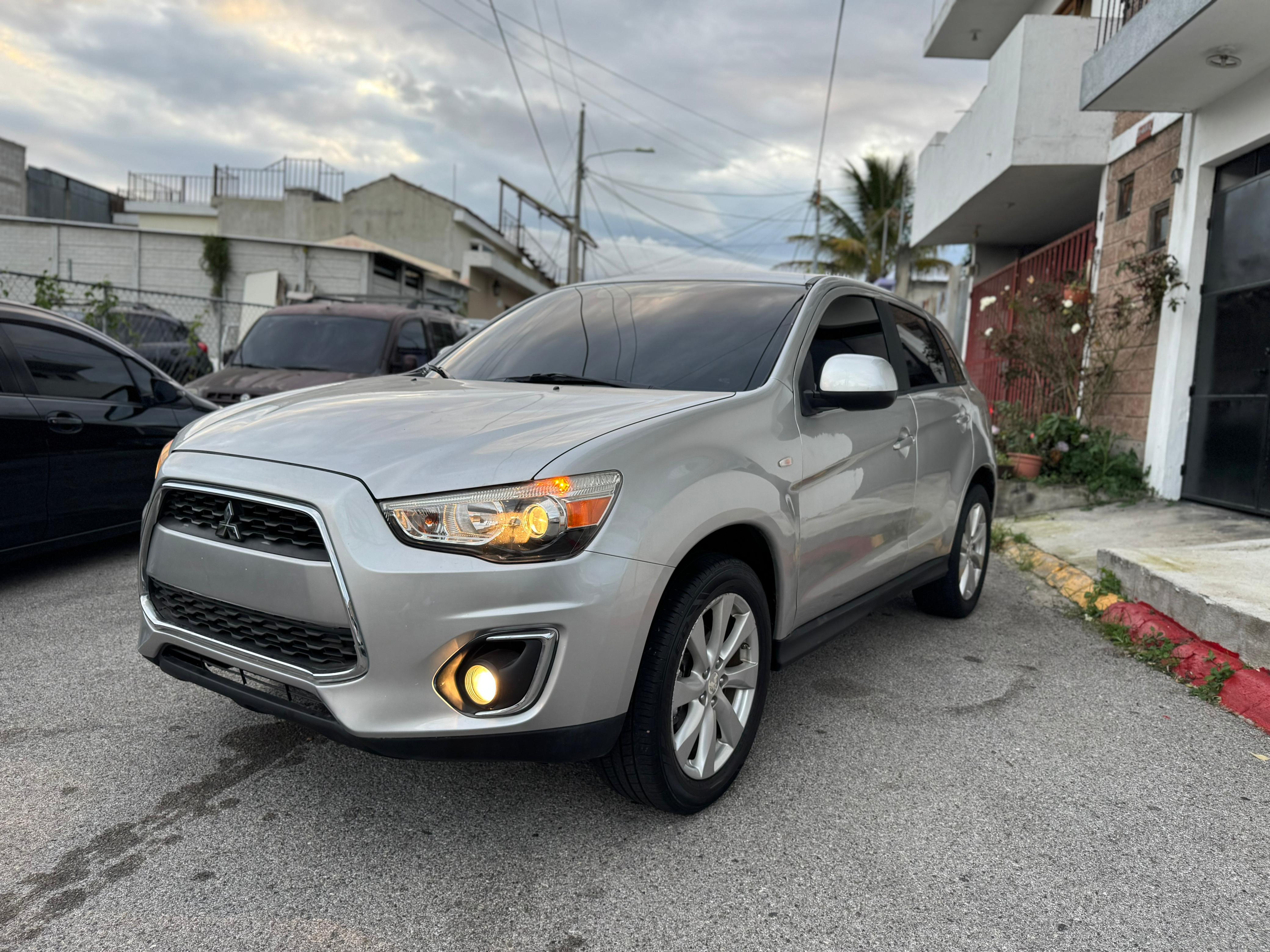 Mitsubishi Outlander Sport 2015