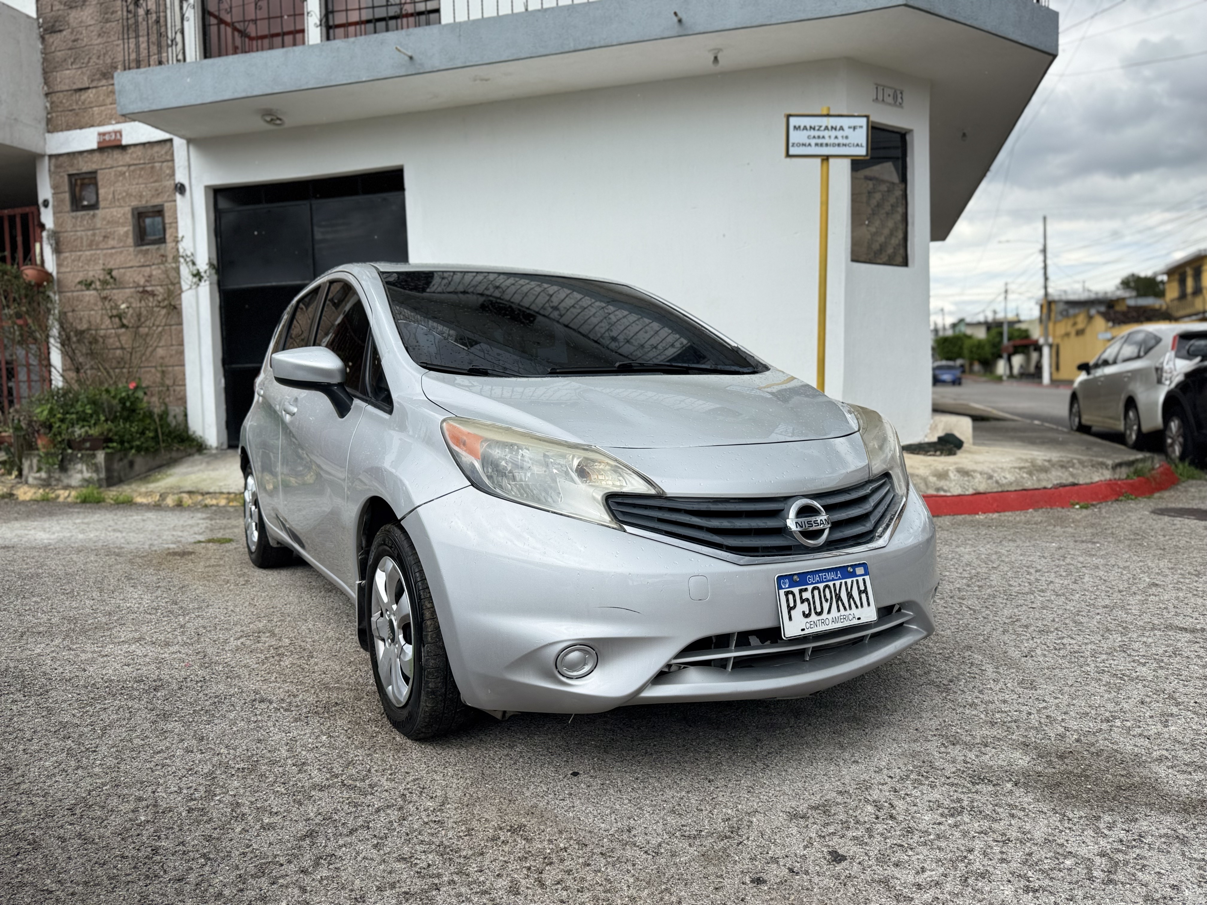 Nissan Versa SV 2015
