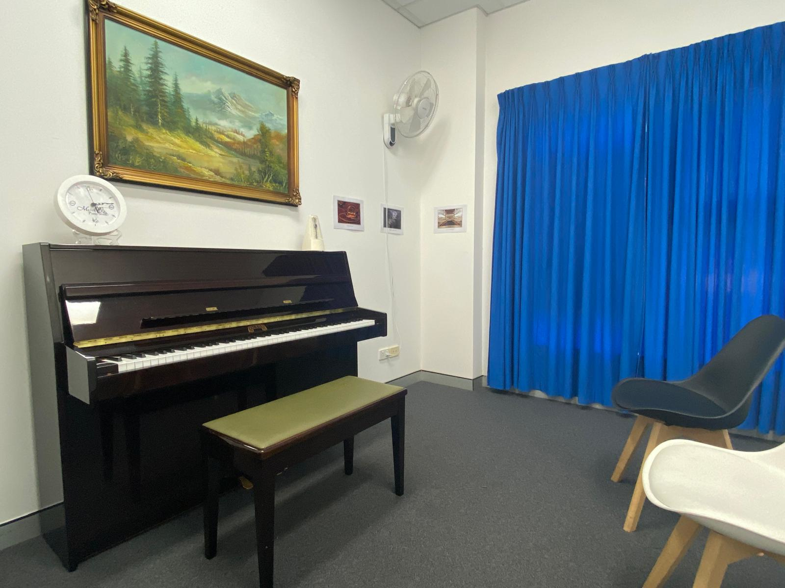 Piano Room 3