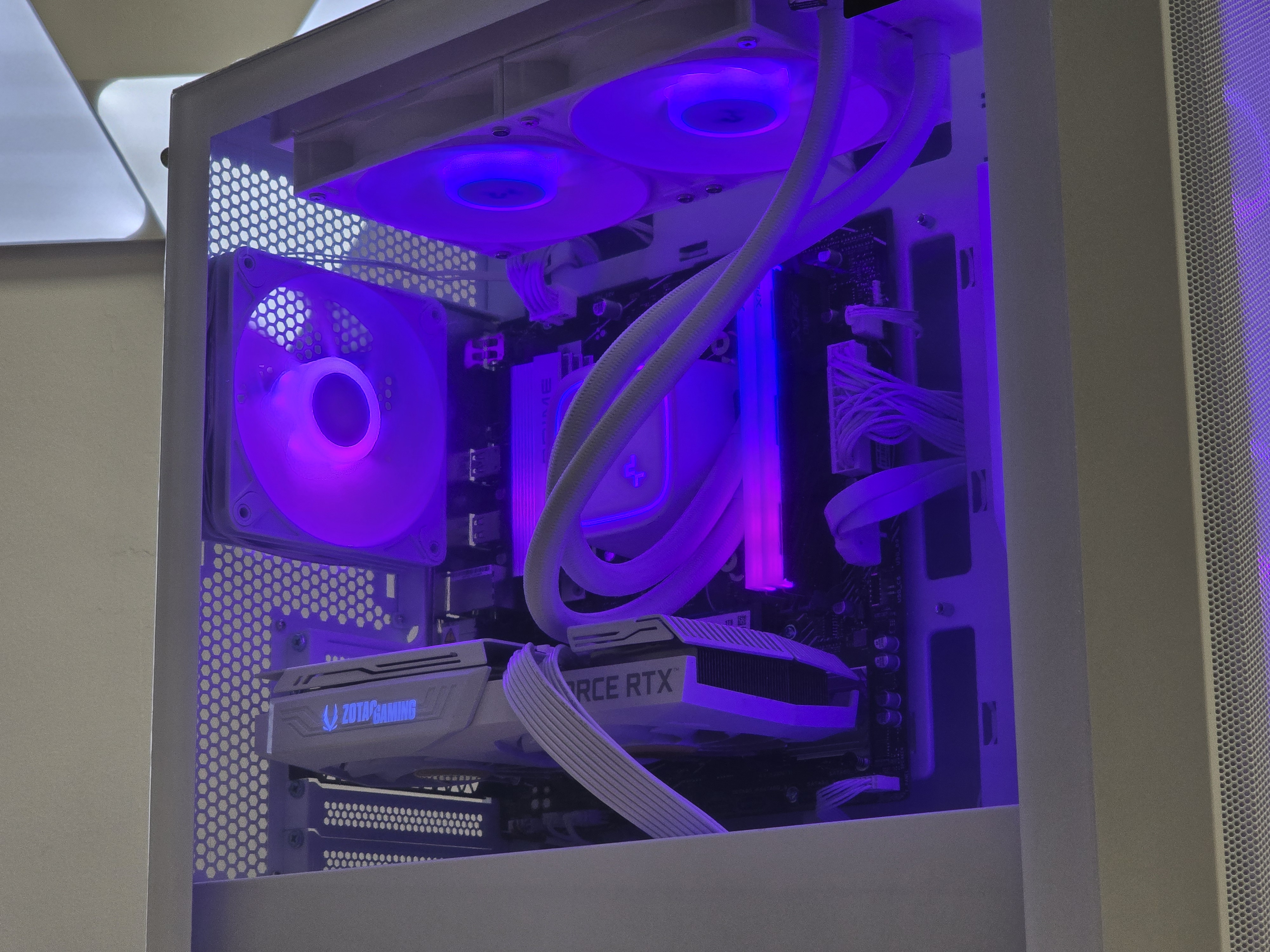 Ryzen 5 9600X + RTX 3070