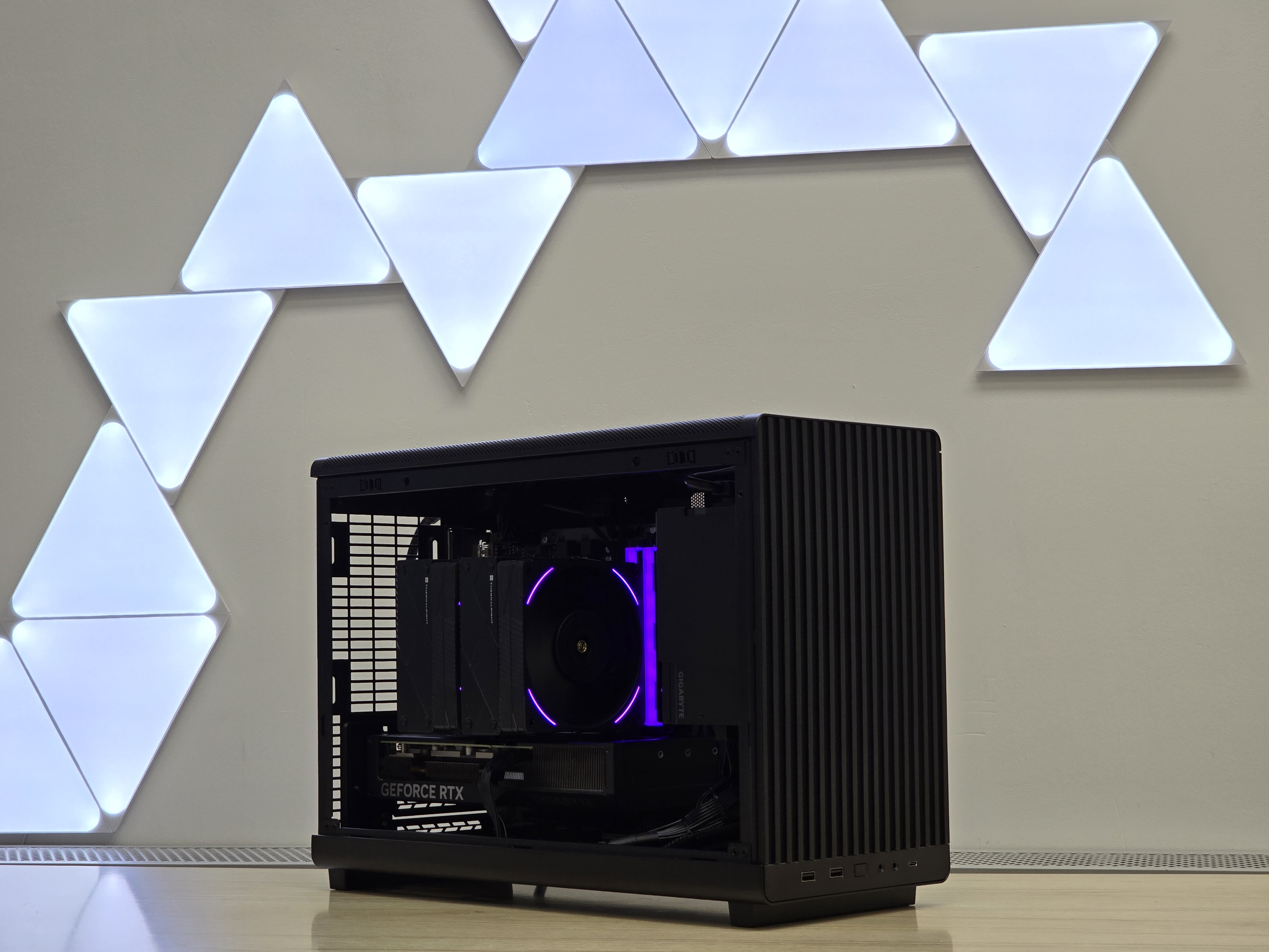 Ryzen 7 9800X3D + RTX 5070TI