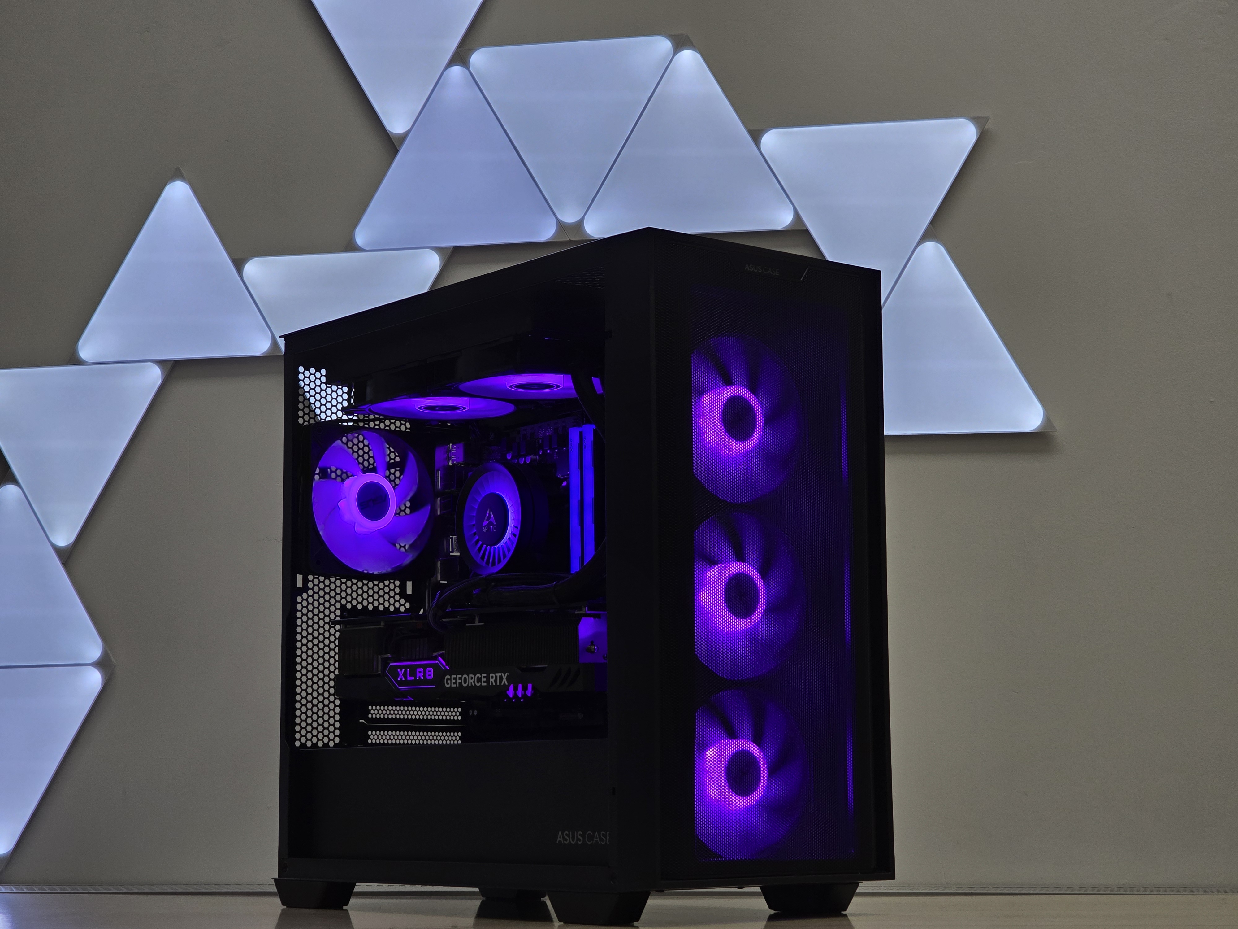 RTX 4070 TI + Ryzen 7 9800X3D