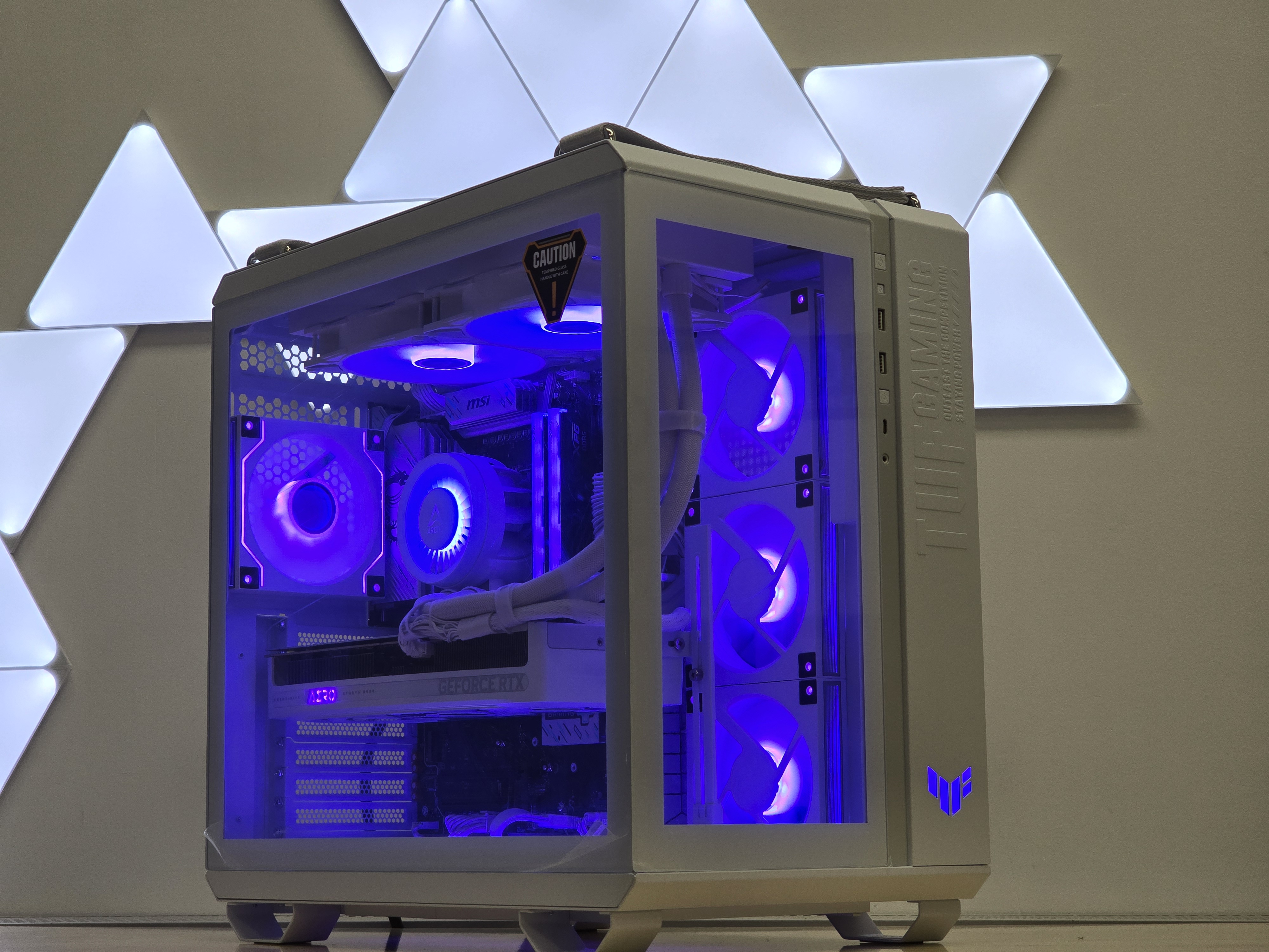 RTX 5080 su Ryzen 7 9800X3D