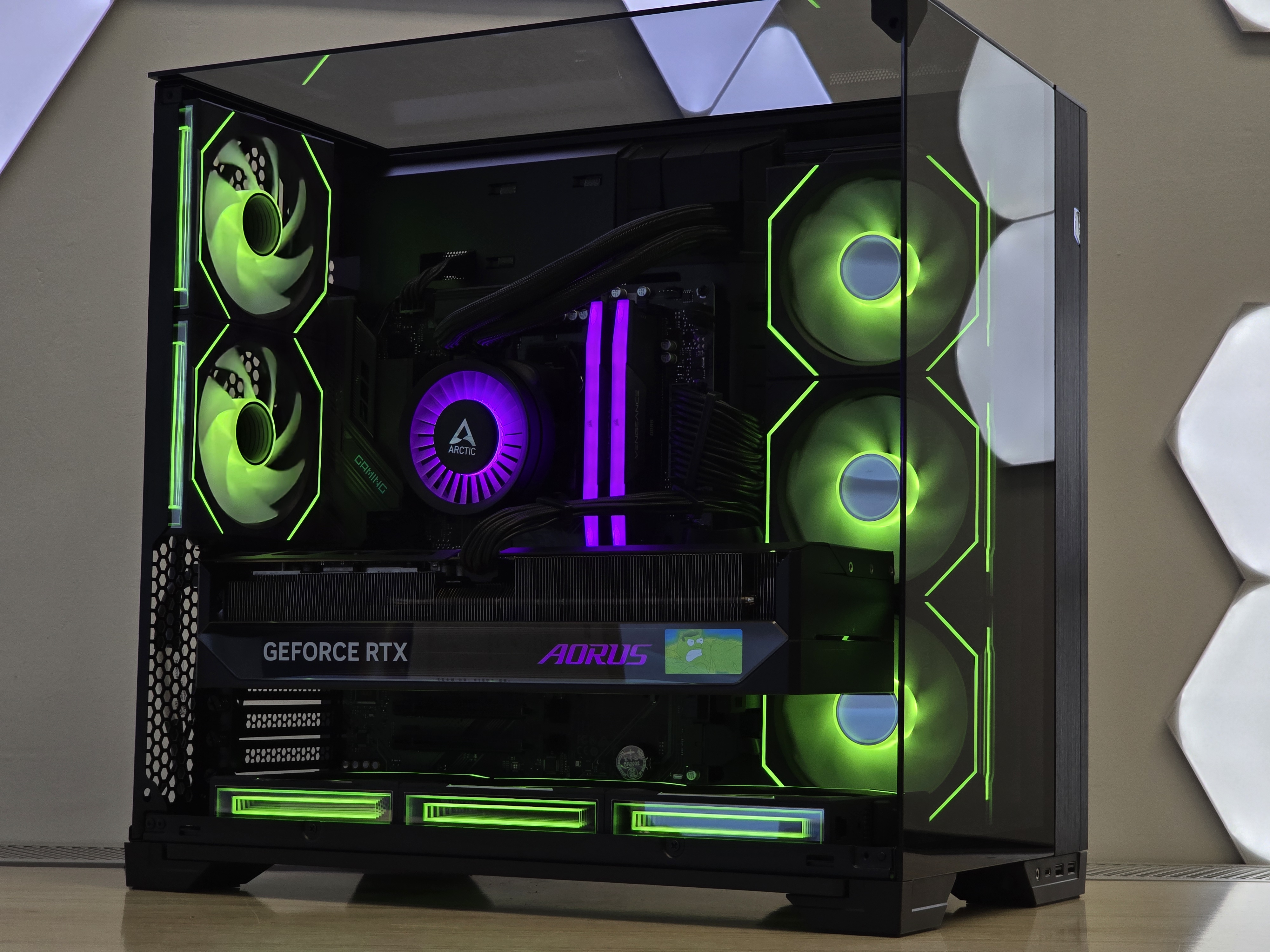 RTX 5080 AORUS MASTER