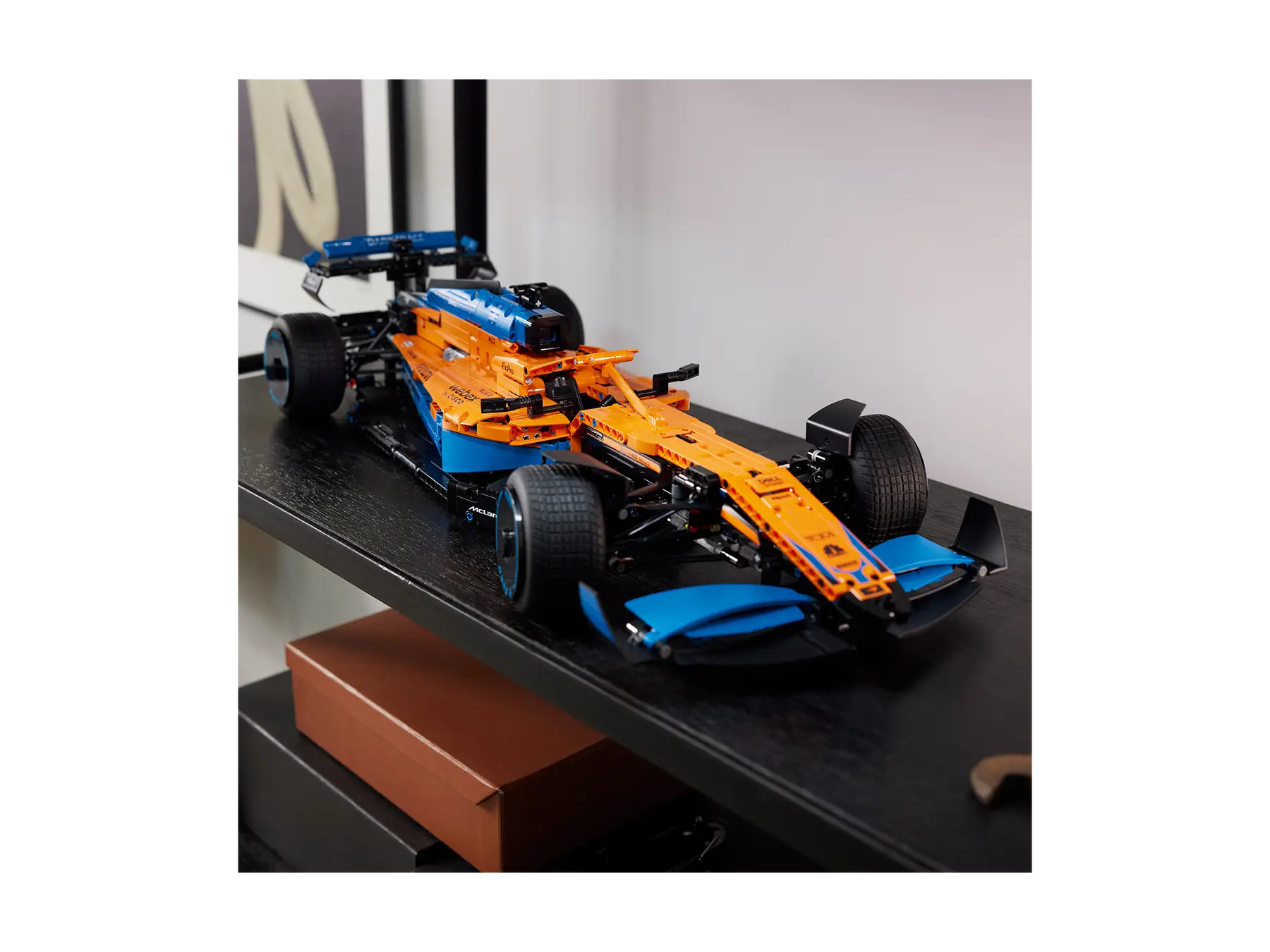 LEGO® Technic McLaren Formula 1 lenktynių automobilis 42141