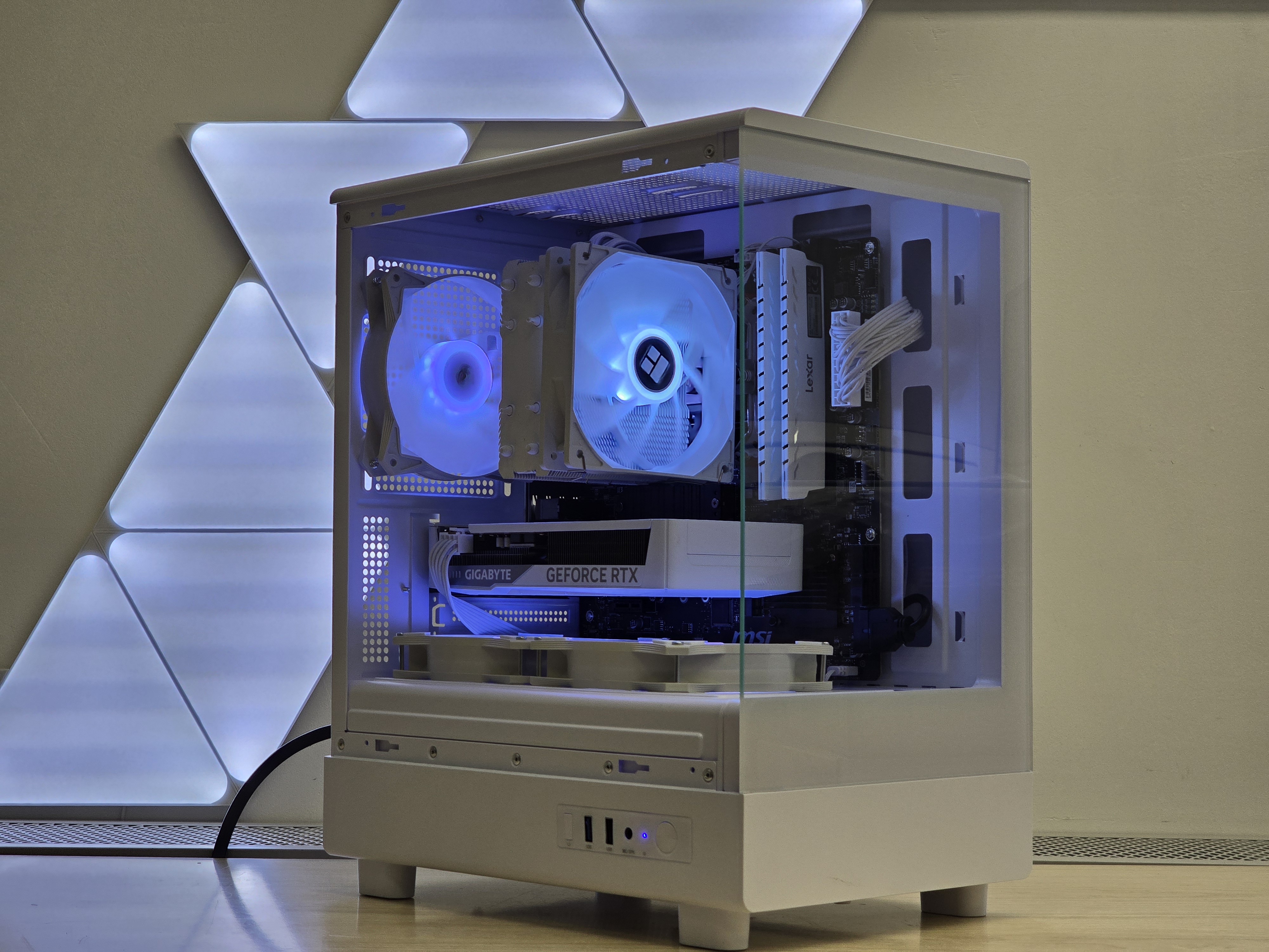 Ryzen 5 5600 su RTX 5060 8GB Kompiuteris