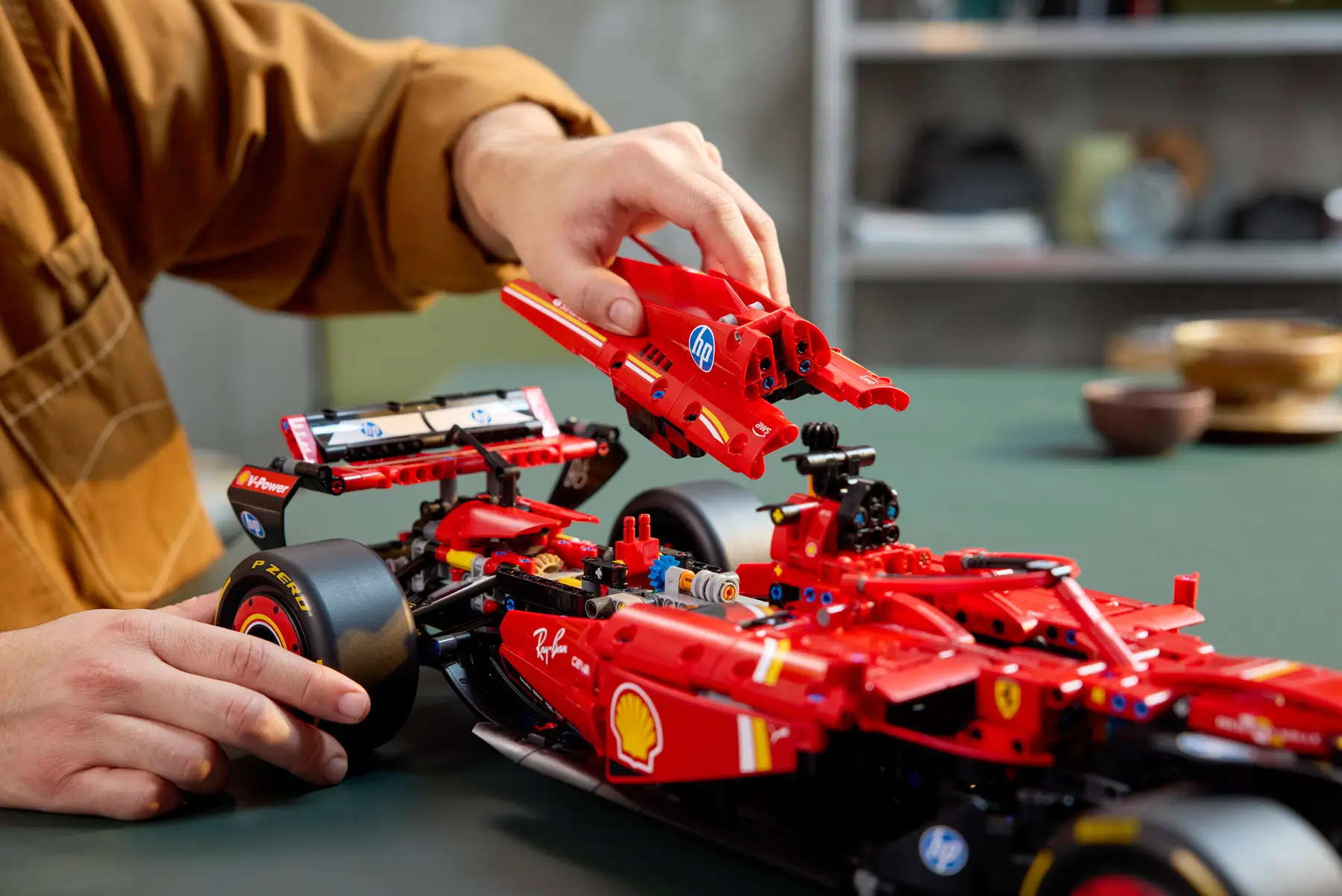 LEGO® Technic Automobilis Ferrari SF-24 F1 42207